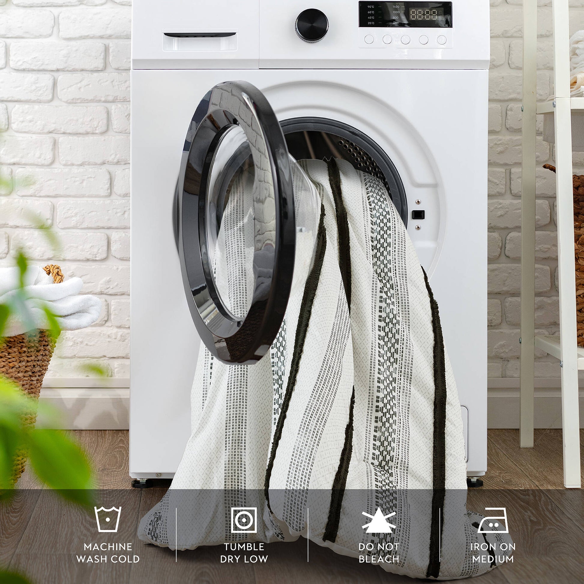 7 Piece Stripe Comforter And Quilt Set King Cal King Multicolor Polyester