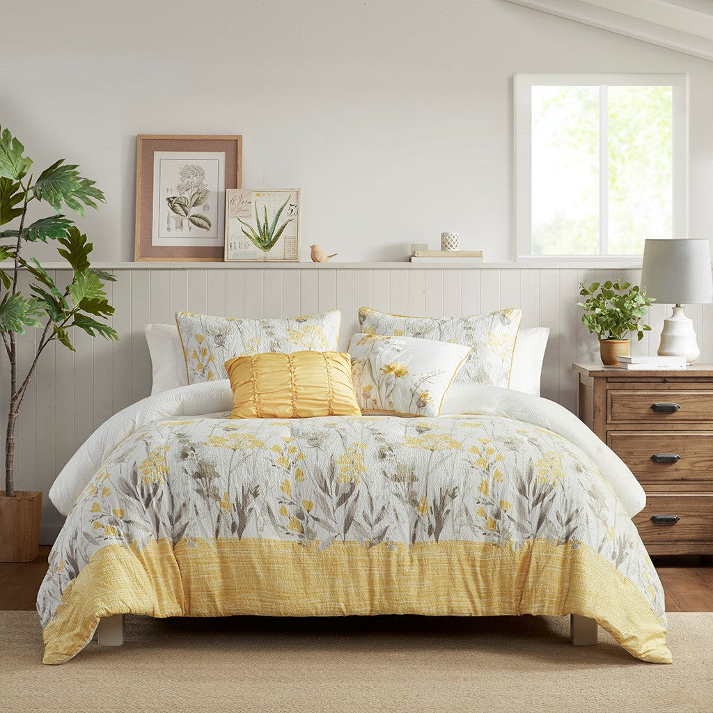 5 Piece Seersucker Comforter Set With Throw Pillows Yellow King Cal King King Yellow Polyester