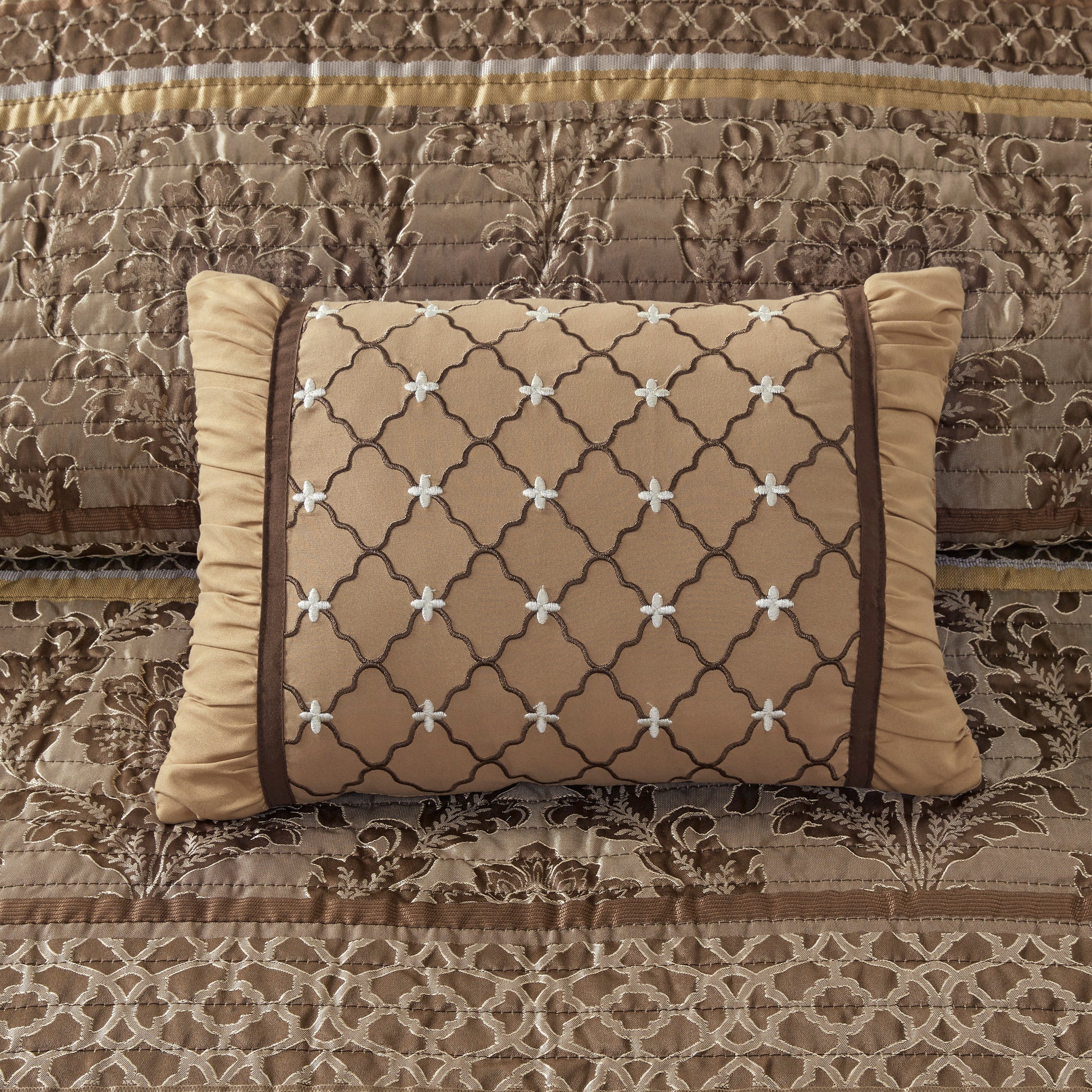 6 Piece Jacquard Quilt Set With Throw Pillows Brown Gold Full Queen Full Brown Gold Cotton