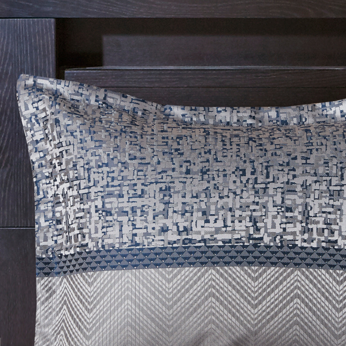 7 Piece Jacquard Comforter Set Navy Queen Queen Navy Polyester