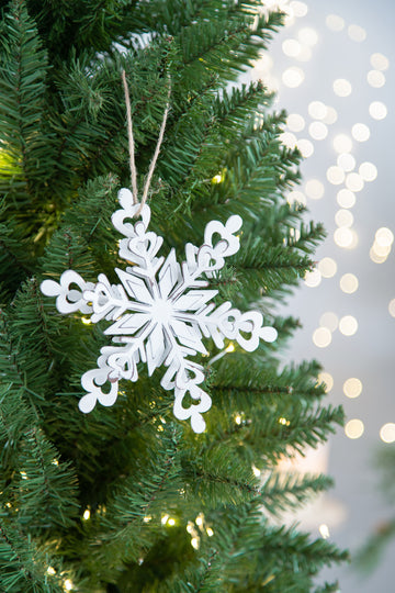 6.3X1.8X6.7" Iron Snowflake Hanger, Decorative Hanging Ball Christmas Tree Ornaments For Holiday Party Decorations, Set Of 6 White Iron