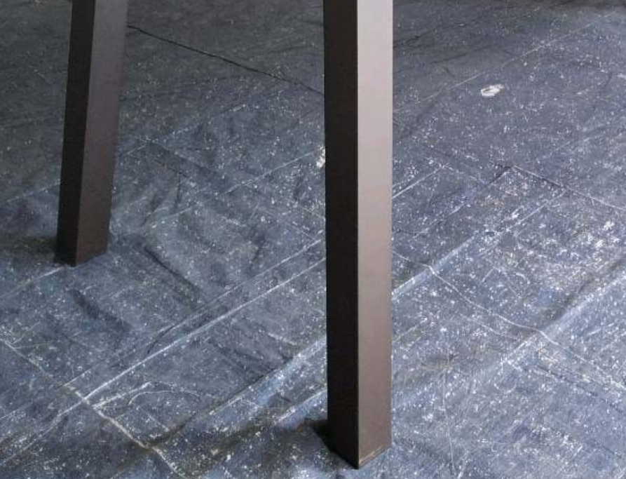 Legs57192.00 Black Metal