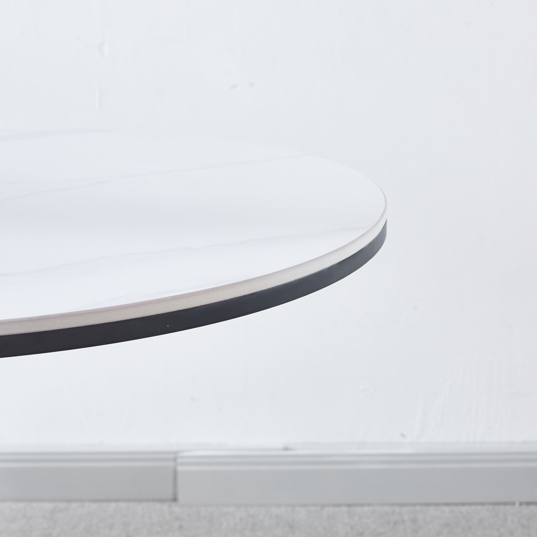 31.5"Golden And White Tulip Table Mid Century Dining Table For 2 4 People With Round Mdf Table Top, Pedestal Dining Table, End Table Leisure Coffee Table,Ceramic And Mdf Top Golden Mdf