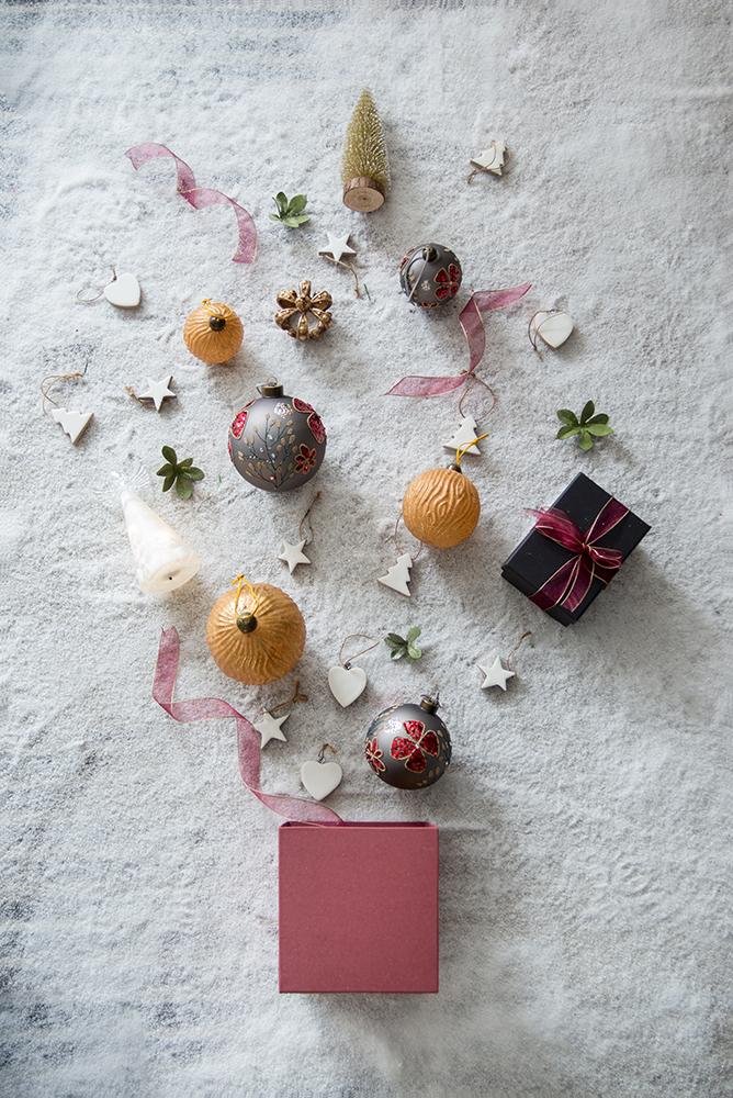 D3.9" Christmas Ball Ornaments, Glass Decorative Hanging Ball Christmas Tree Ornaments For Holiday Party Decorations, Set Of 6 Gold Glass