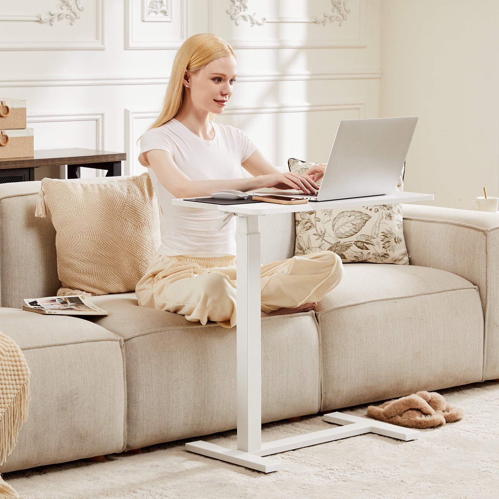 Adjustable Mobile Bed Desk, Computer Desk, Mobile Standing Desk, Lifting Desk, Desk, White White Metal & Wood