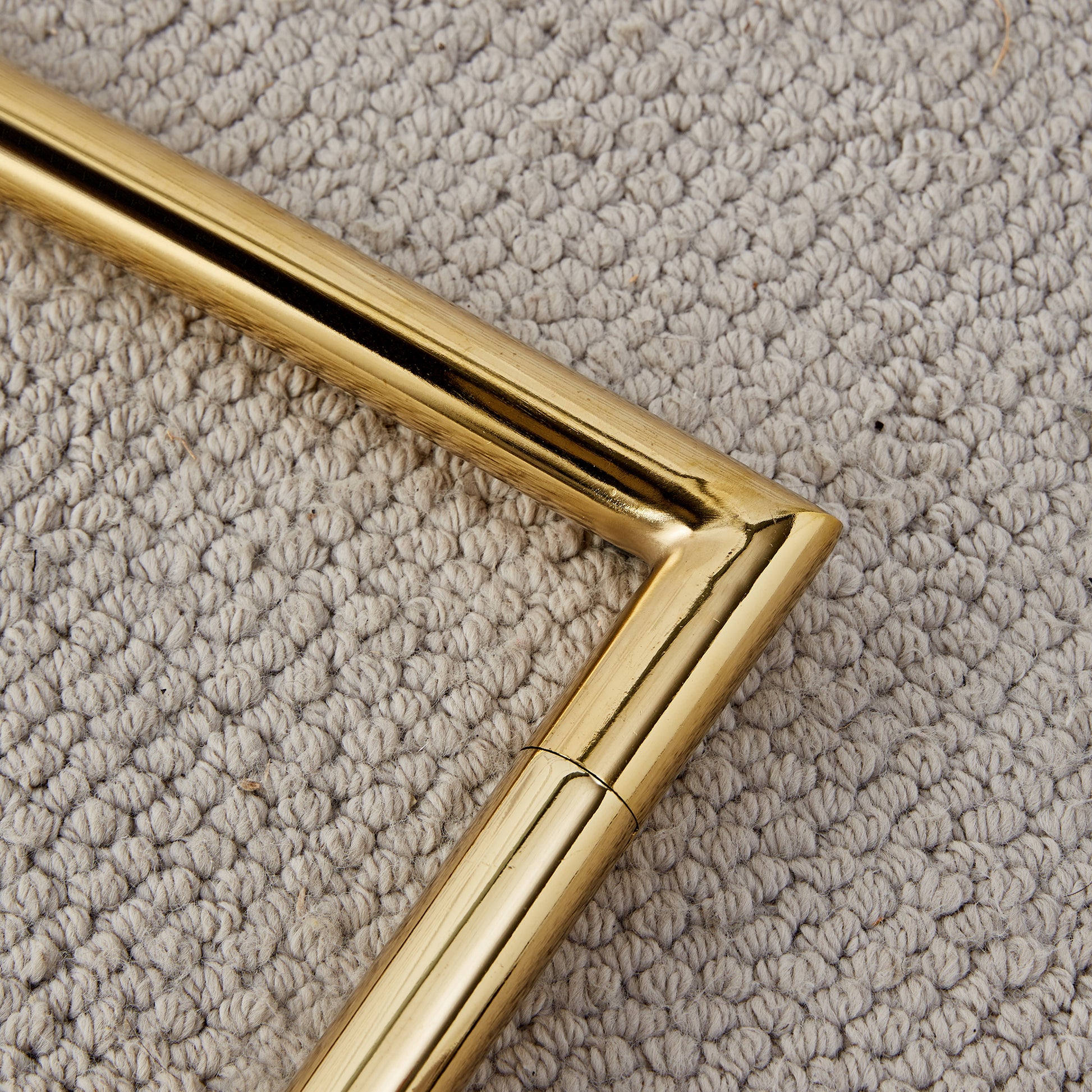 Table And Chair Set.Large Modern Rectangular Table With 0.4 Inch Patterned Glass Tabletop And Large Mdf Table Legs.Comes With 6 Chairs With Faux Leather Cushioned Seats And Golden Metal Legs. Gold White Seats 6 Mdf Glass