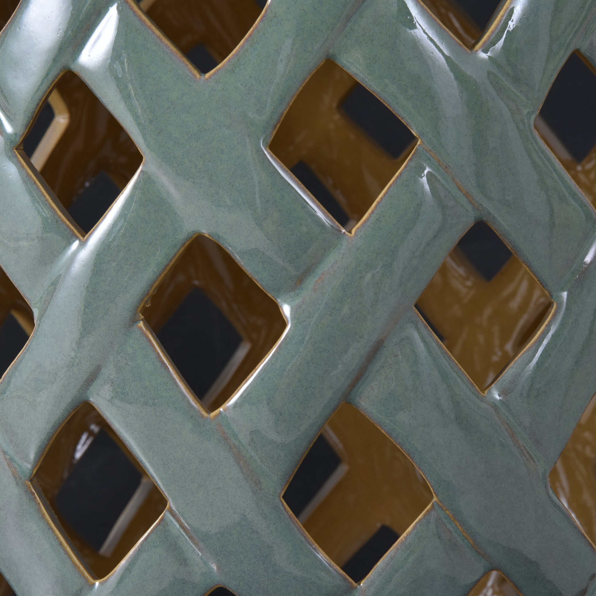 Outsunny 13" X 18" Ceramic Garden Stool With Woven Lattice Design & Glazed Strong Materials Decorative End Table, Green Green Porcelain