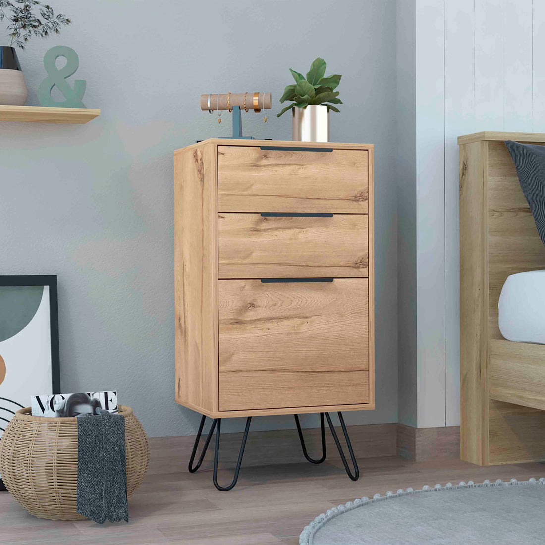 Augusta Light Dresser, Hairpin Legs, Superior Top,Three Drawers Light Oak Beige Bedroom Modern Particle Board Particle Board