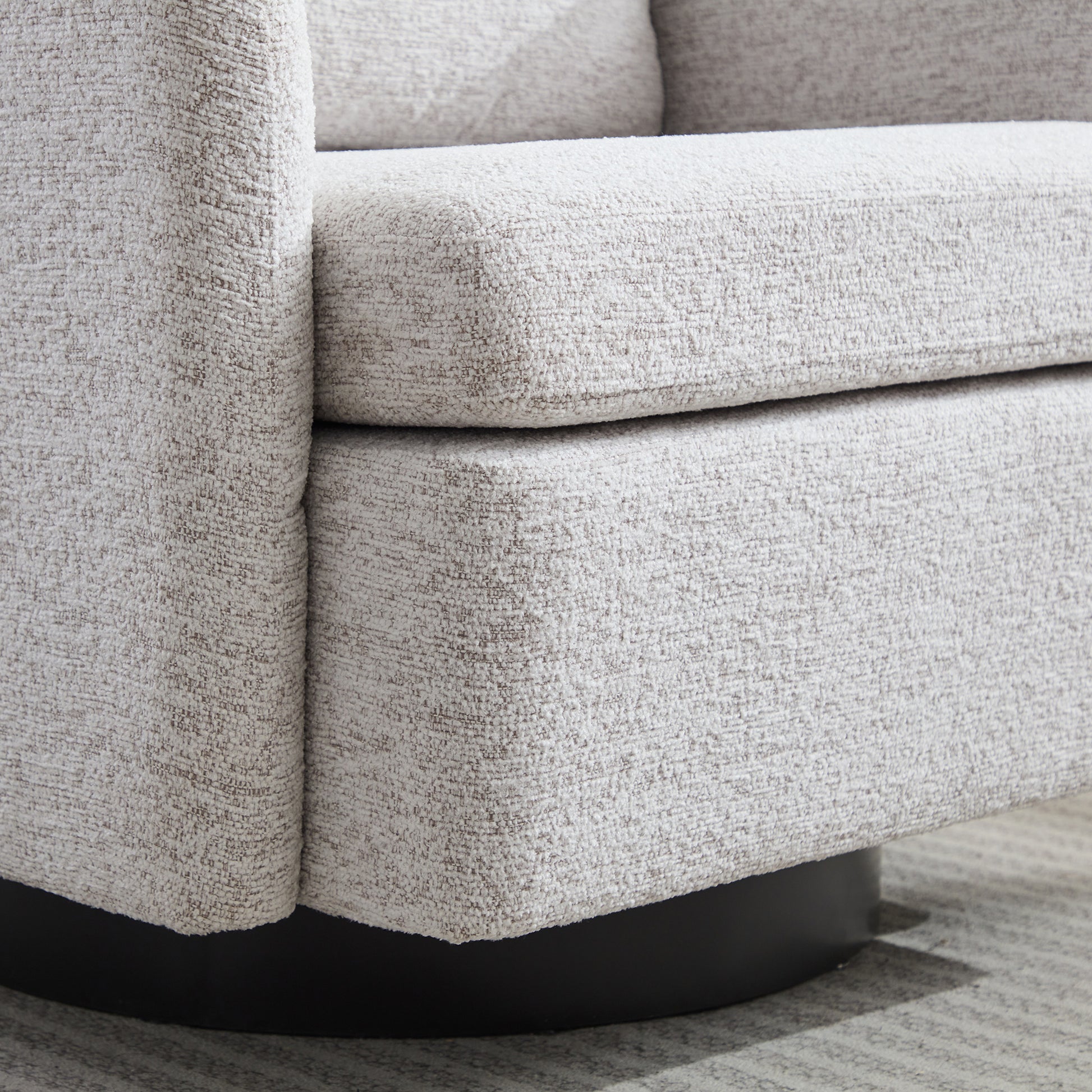 31.5"W Swivel Accent Chair And Comfy Round Accent Single Sofa Chair, 360 Degree Club Chair, Lounge Armchair For Living Room,Bedroom.Nursery.Beige Chenille Beige Chenille