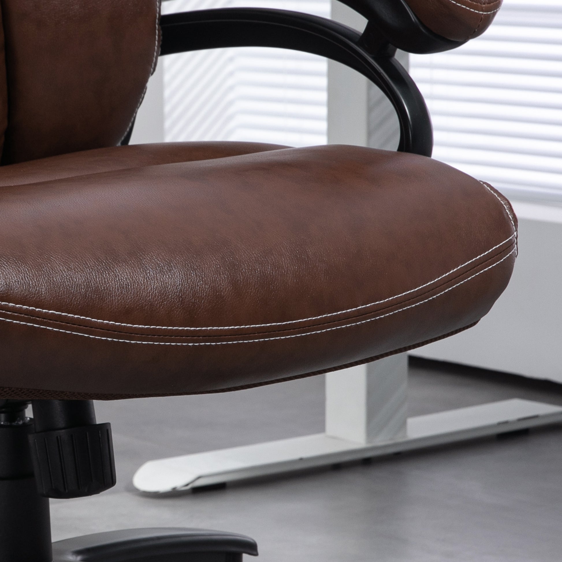 Vinsetto Heavy Duty Pu Leather Office Chair Hold Up To 400Lb, Brown Brown Pu Leather
