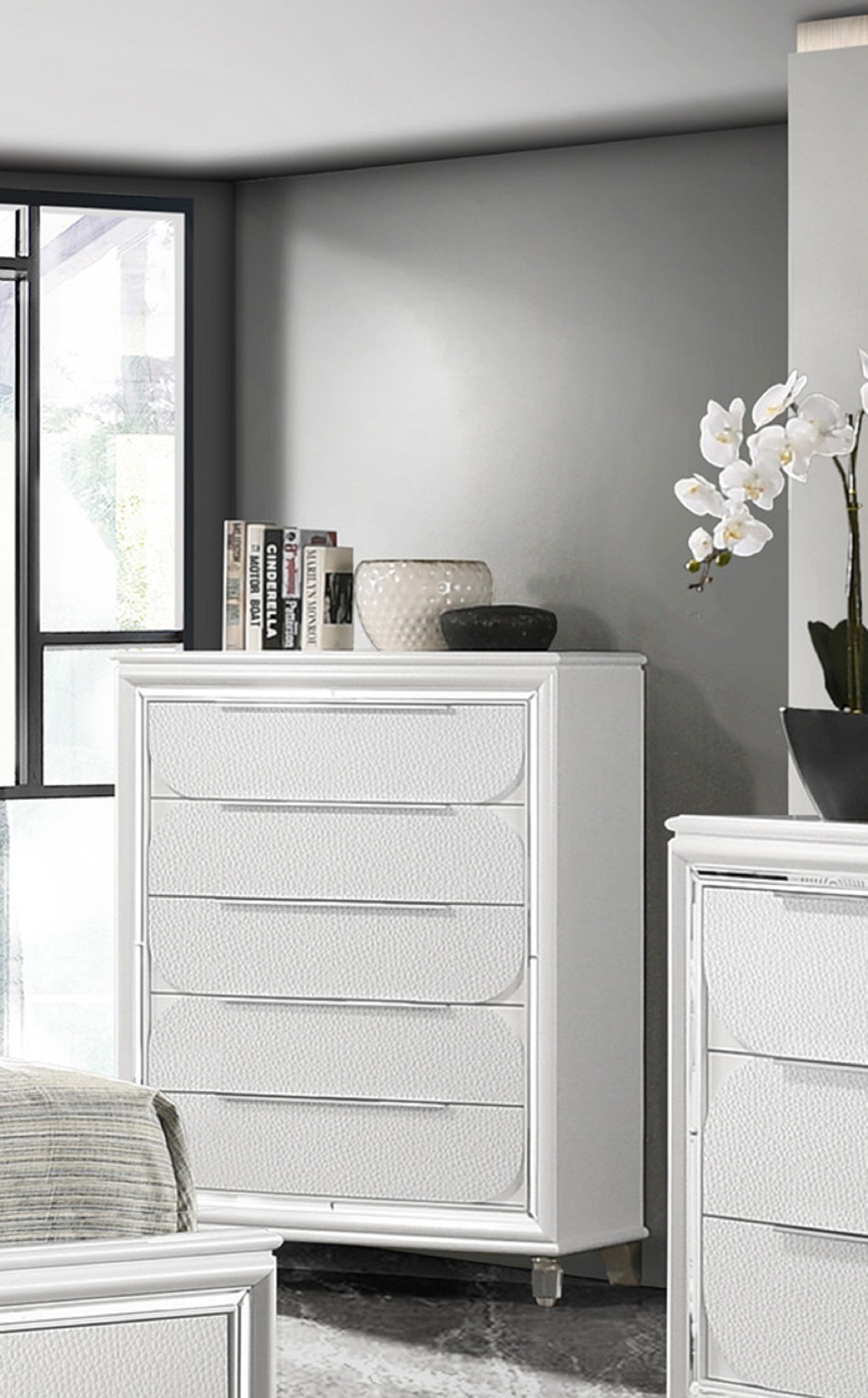 1Pc Modern Contemporary Chest Five Storage Drawers White Cream Finish Bedroom Wooden Furniture White Bedroom Contemporary,Modern Wood