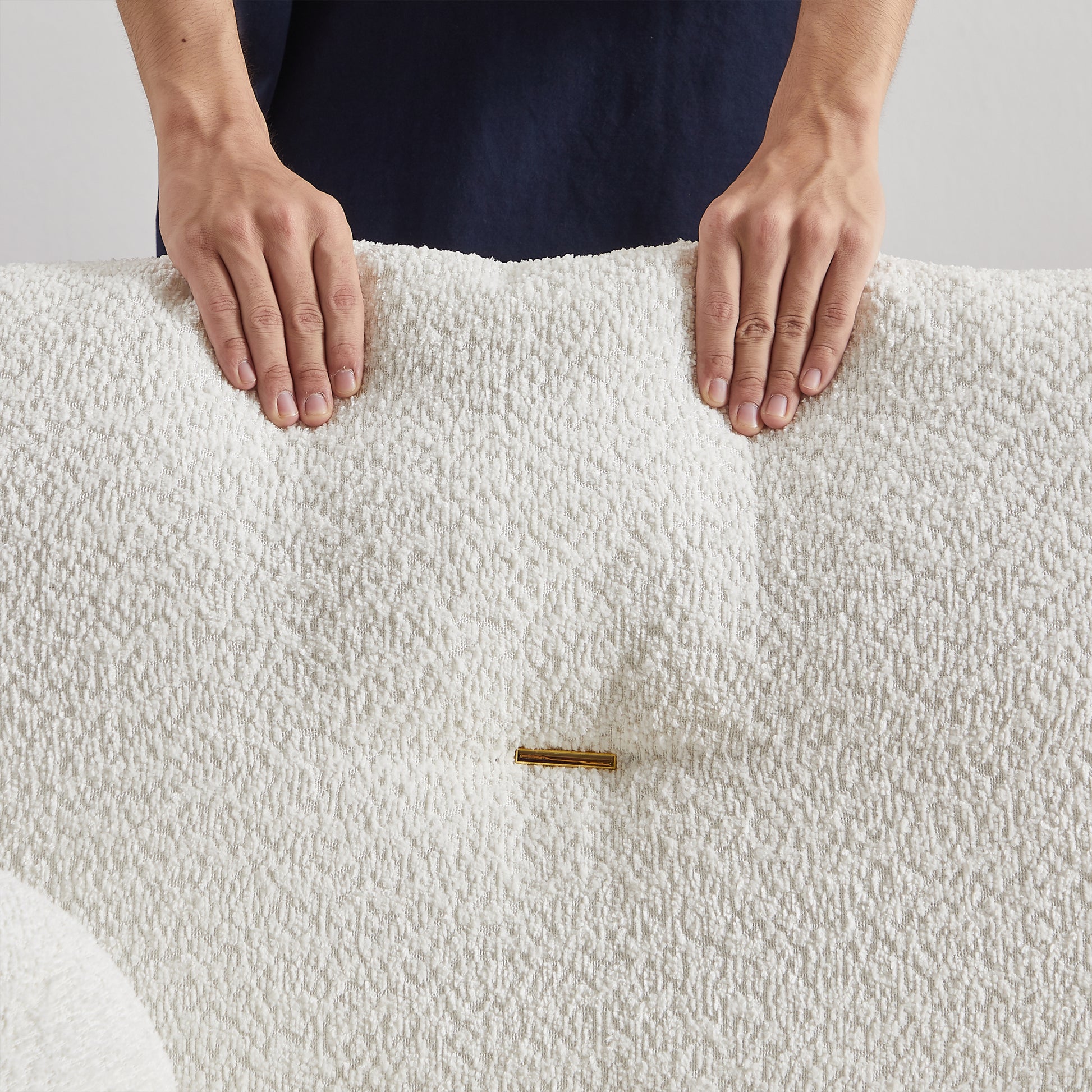 Lamb'S Wool 2 Seater Cushion Sofa 90'' Comfortable Sofa For Living Room Bedroom And Other Casual Spaces Lamb'S Wool Sofa With 2 Cushions And 2 Ball Pillows. Beige Beige Foam Fabric 2 Seat