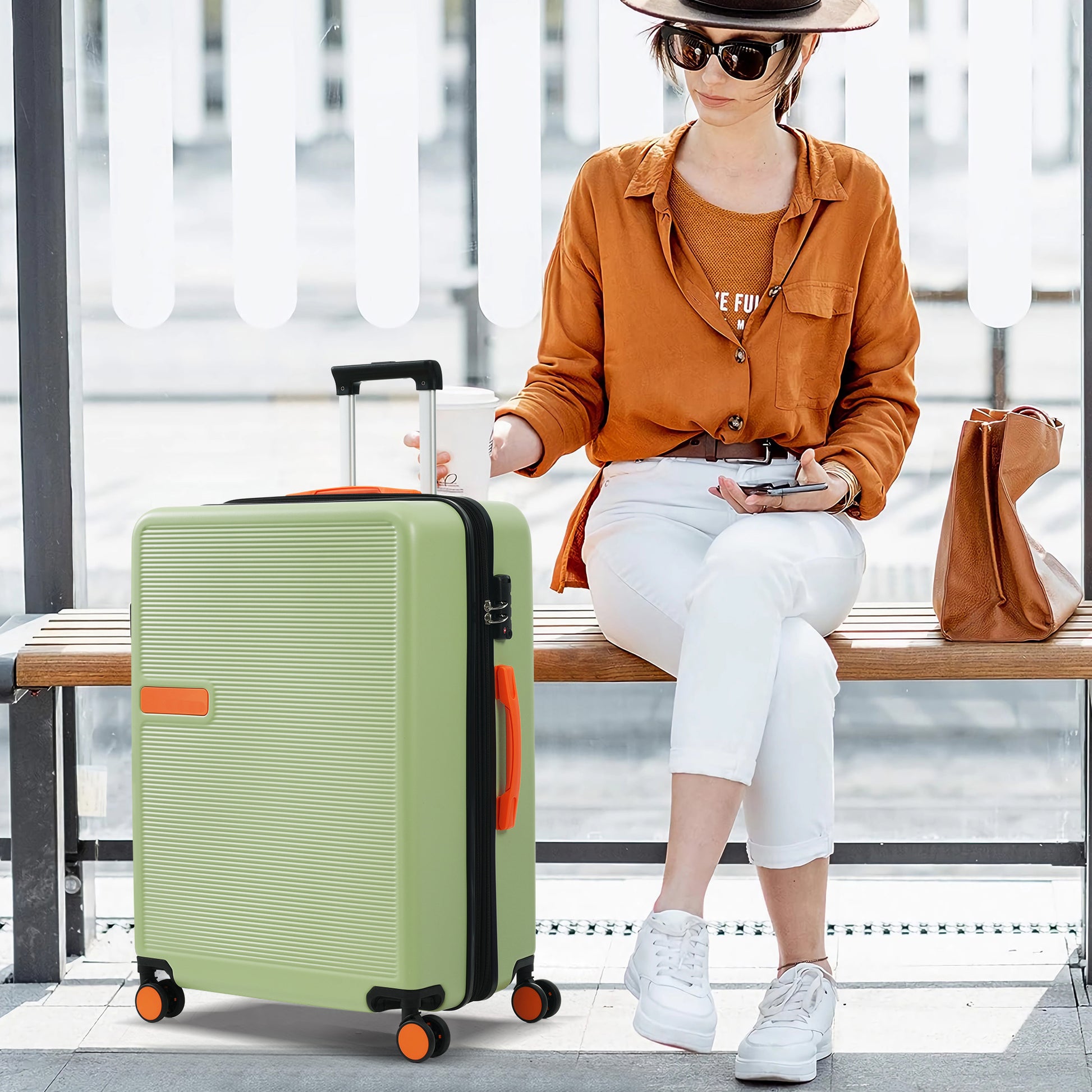 Hardshell Luggage Sets 3 Pcs Contrast Color Suitcase With Spinner Wheels And Tsa Lock 20" 24" 28" Available Light Green Abs