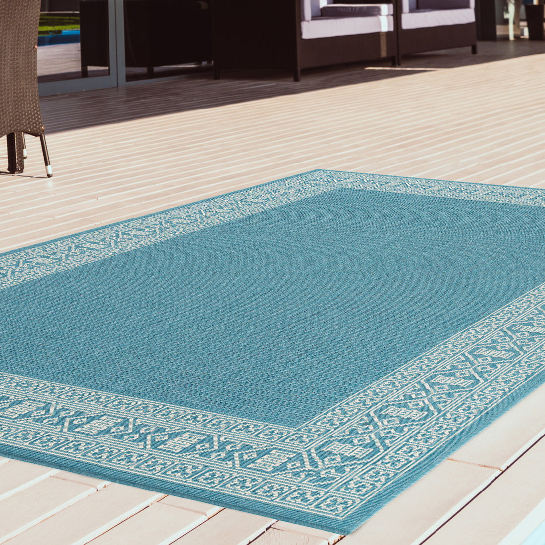 Casual, Traditional, Transitional, Solid Color, Tropical, Coastal, Novelty, Textured Loop Pile 1'9" X 3' Rectangle Throw Rug Light Blue Polypropylene