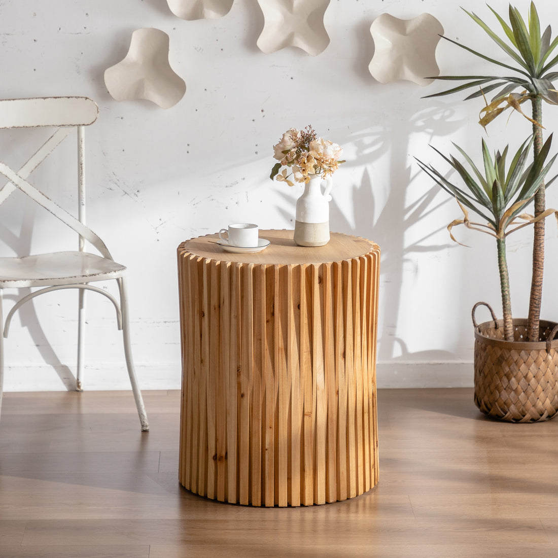 Retro Fashion Style Cylindrical Side Table With Vertical Texture Relief Design,Suitable For Living Room,Office,And Dining Room Natural Mdf