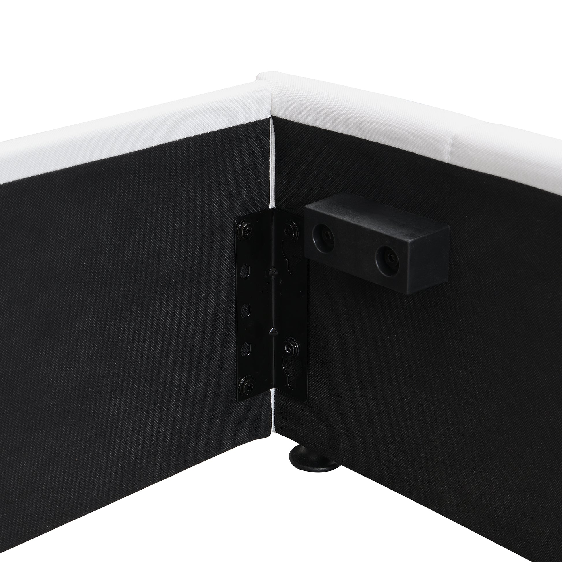 Queen Size Upholstered Platform Bed With A Hydraulic Storage System White Old Sku: Lp000211Aak White Upholstered