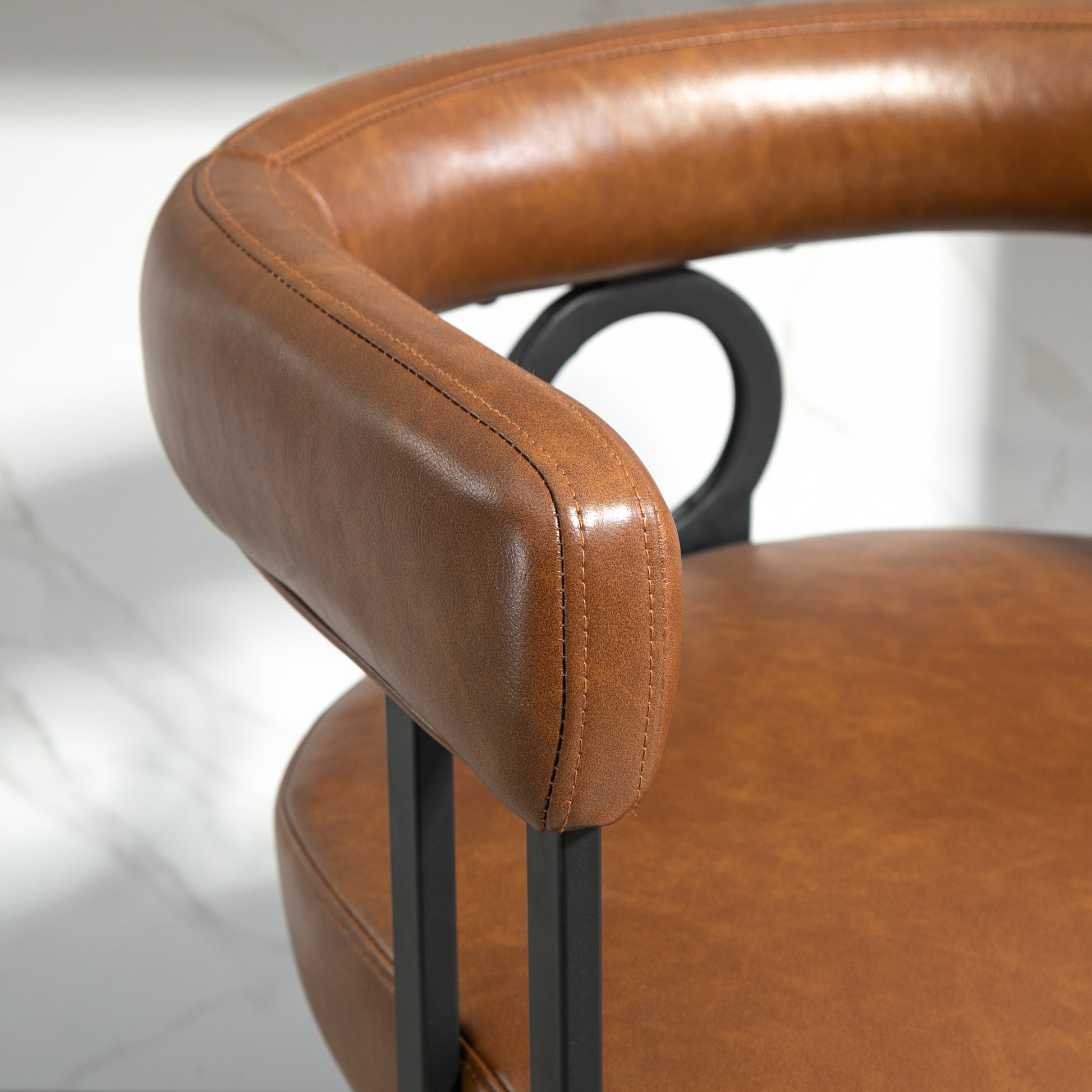 Coolmore Bar Stools Set Of 2, Modern Bar Stool With Back, Black Metal Frames, Upholstered Bar Stools For Kitchen Island, Pub, Club Light Brown Pu Light Brown Dining Room Foam Pu Leather