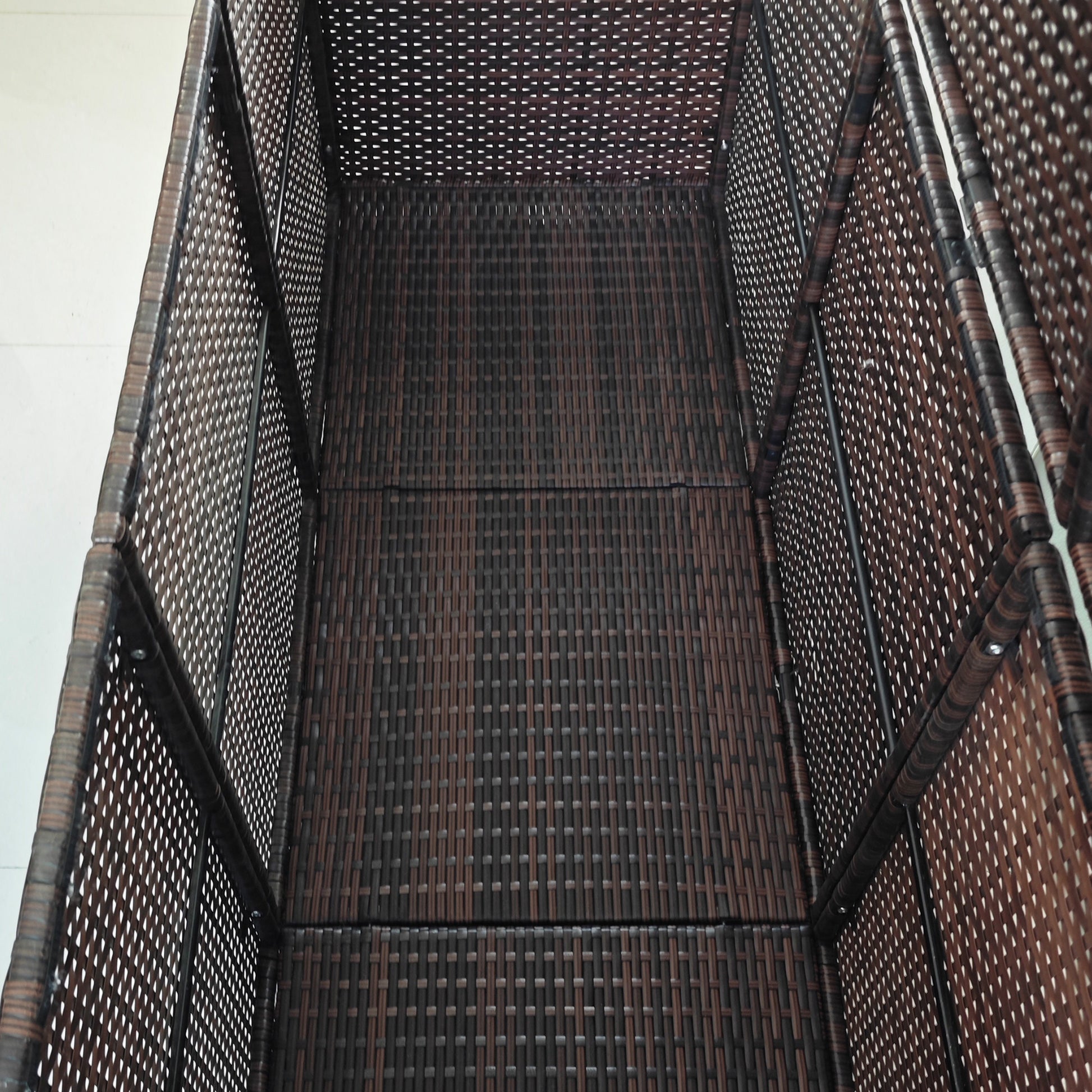 Outsunny 175 Gallon Outdoor Storage Box With Inner Liner, Pe Rattan Wicker Deck Box With Pneumatic Bar Lift For Indoor & Outdoor, Patio Furniture Cushions, Pool Toys, Garden Tools, Mixed Brown Brown Steel