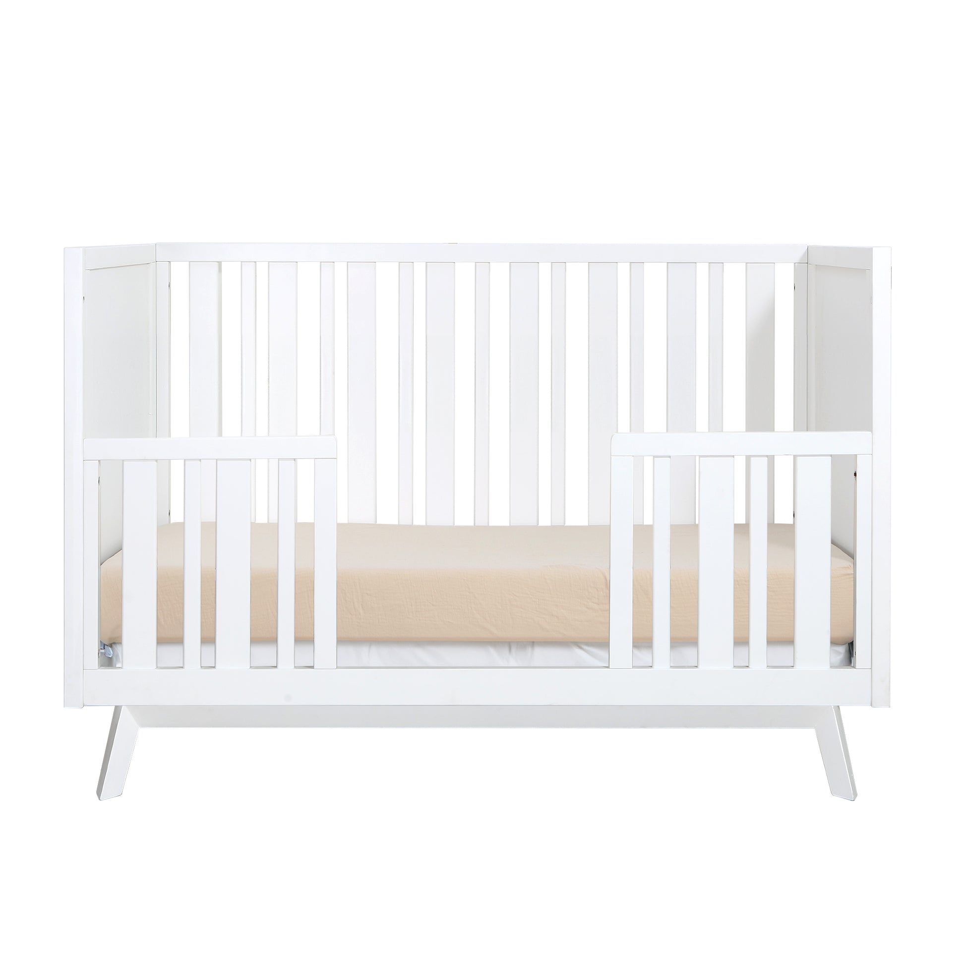 Prague Toddler Rail In White White Wood