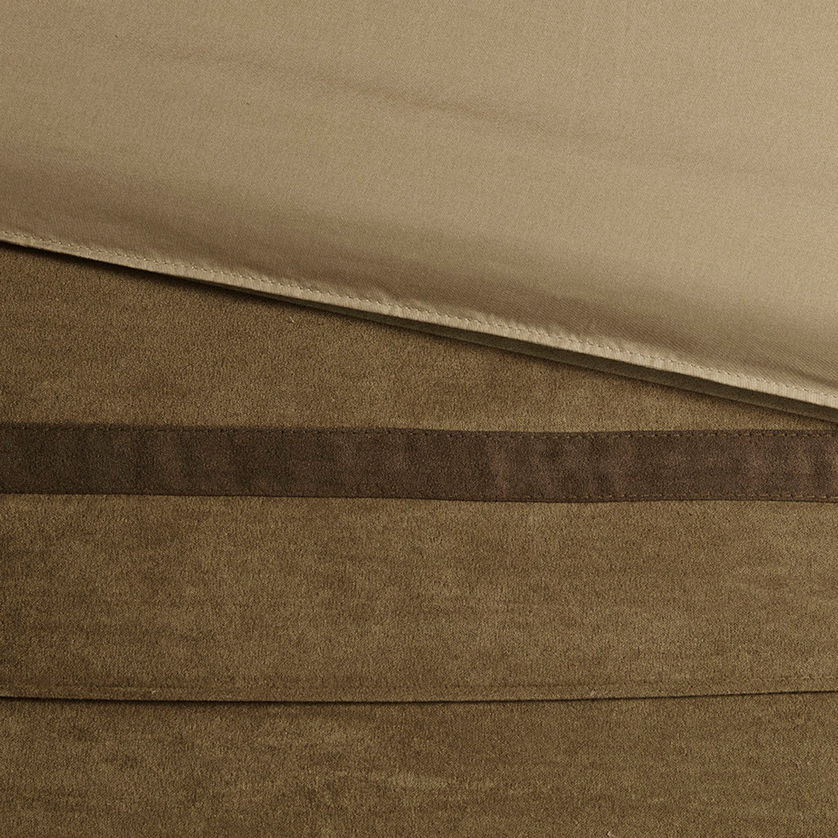 7 Pc Pieced Faux Suede Comforter Set Natural King King Natural Polyester