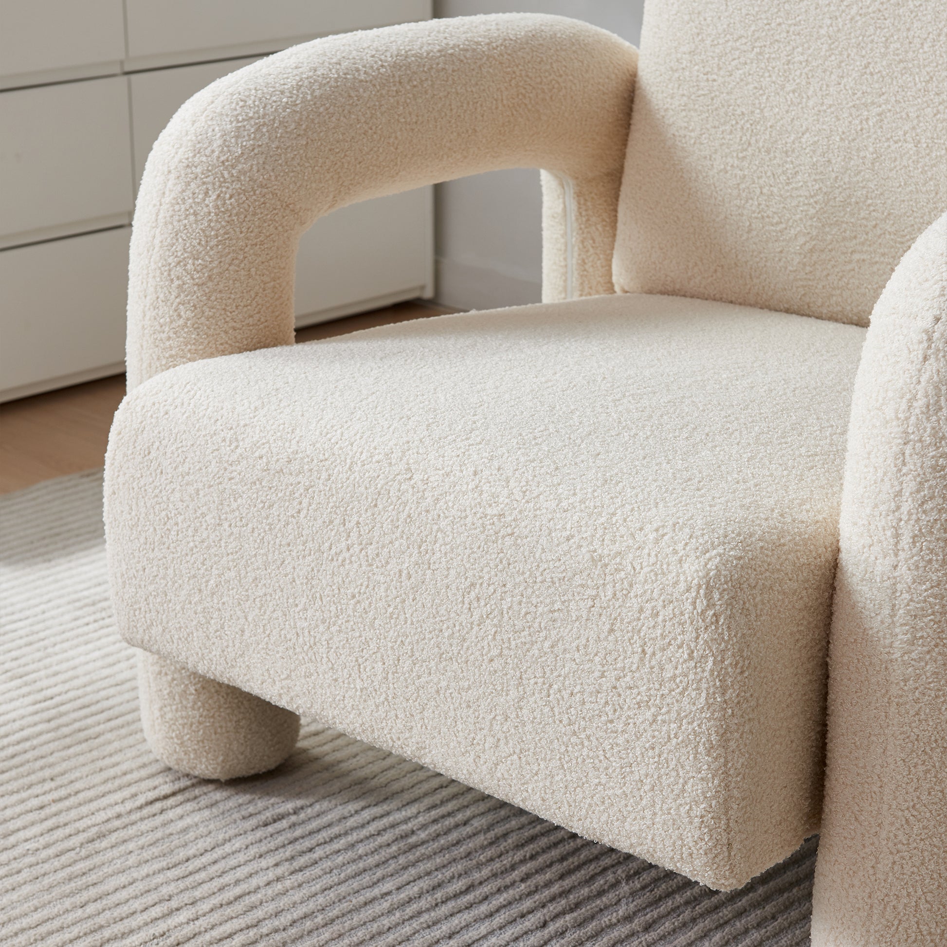 Modern Sherpa Fabric Accent Chair For Living Room, Upholstered Armchair With Sturdy Frame, Comfortable Contemporary Lounge Chair For Bedroom, Home Office, Or Reading Nook Single Sofa Seat Beige Foam