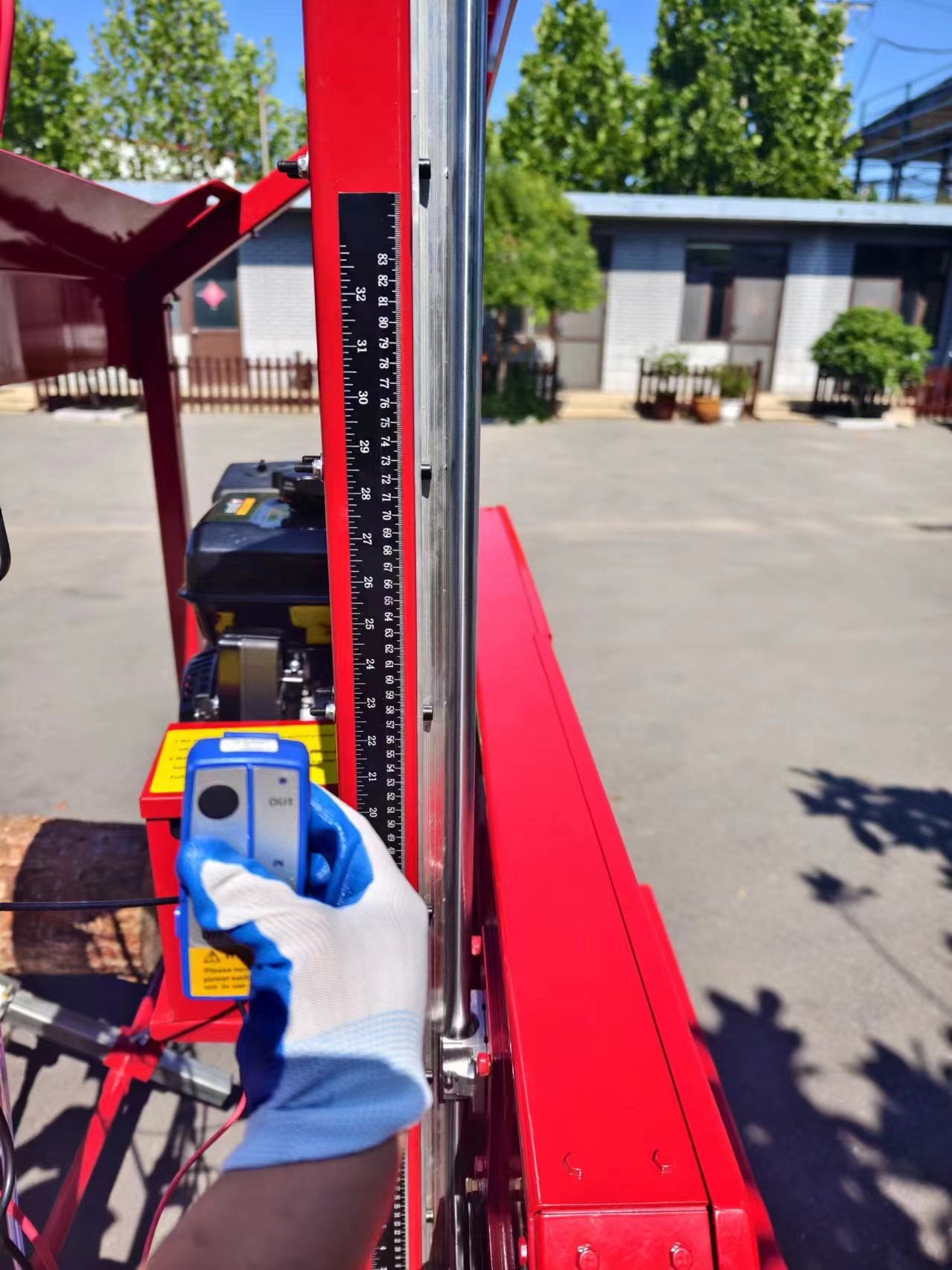 32" Portable Sawmill 15Hp 420Cc Rato Gas Engines With E Start Band Saw Red Iron