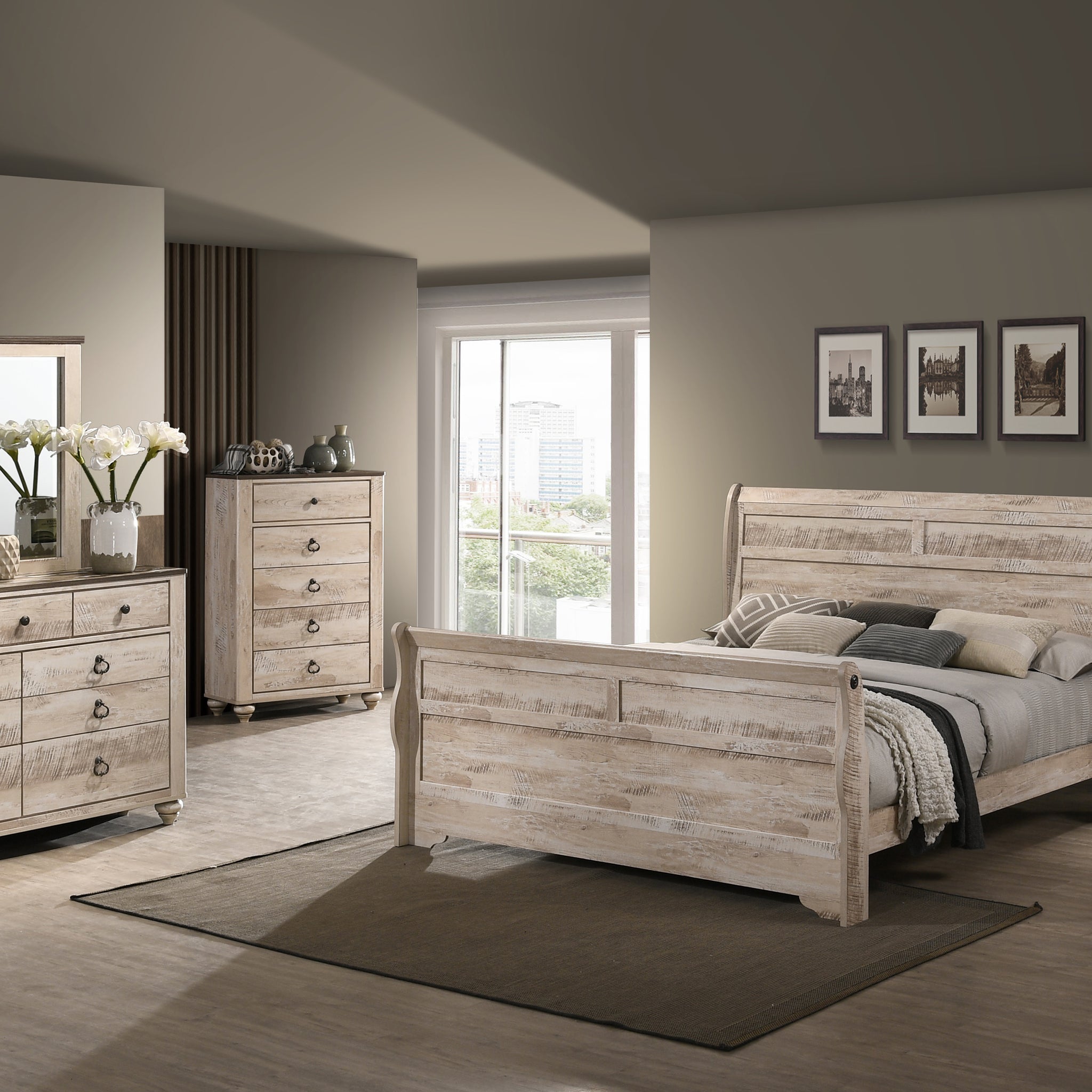 Imerland Contemporary White Wash Finish Bedroom Set With King Sleigh Bed, Dresser, Mirror, Nightstand, Chest Box Spring Required King Walnut Brown Wood Light Brown 5 Piece Set Bedroom Bed Included,Chest Included,Dresser Included,Mirror