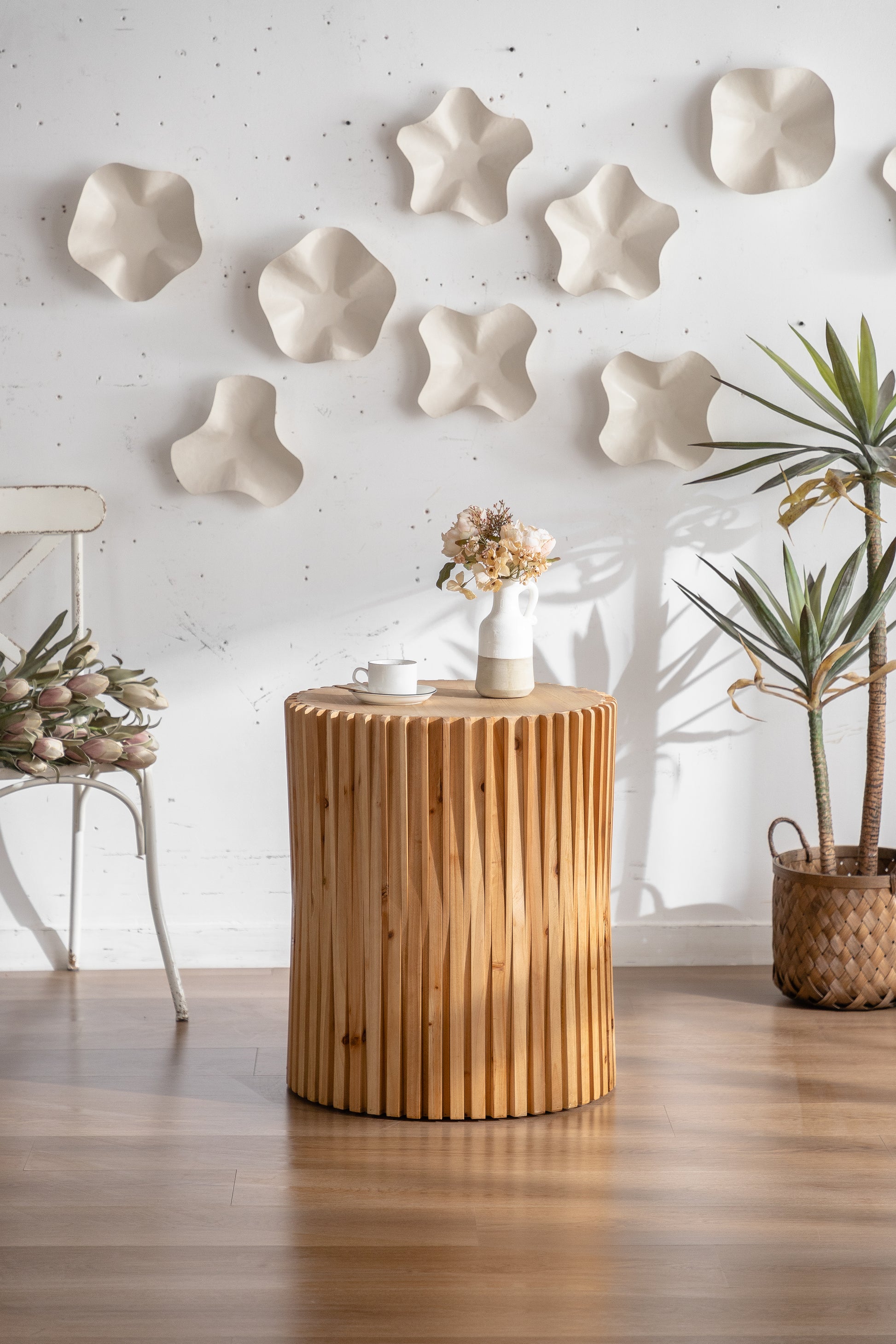 Retro Fashion Style Cylindrical Side Table With Vertical Texture Relief Design,Suitable For Living Room,Office,And Dining Room Same Sku:W757102860 Natural Mdf