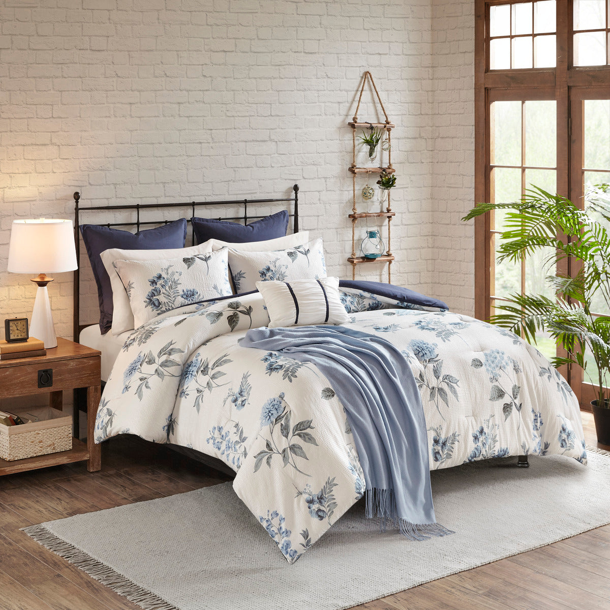 7 Piece Printed Seersucker Comforter Set With Throw Blanket Blue King Cal King King Blue Microfiber