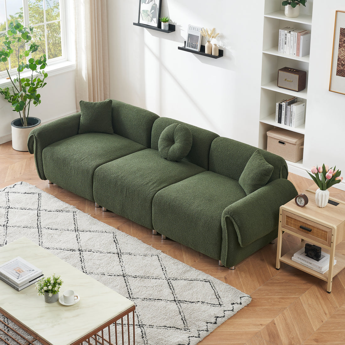 112 Inches Of Green Teddy Velvet Fabric, With 3 Pillows, Three Person Sofa Can Be Placed In The Living Room And Other Scenes Green Teddy Velvet Fabric, With 3 Pillows, Three Person Sofa Can Be Placed Green Polyester Blend 3 Seat