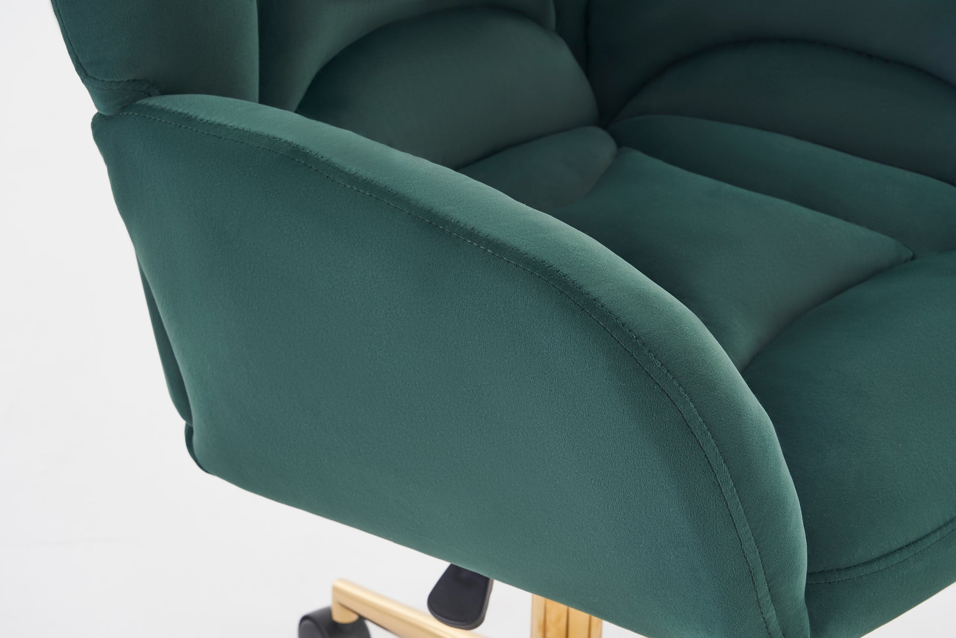 005 Velvet Fabric 360 Swivel Home Office Chair With Gold Metal Base And Universal Wheels,Green Solid Green Office Sponge Wipe Clean Modern Office Chairs Tufted Back Foam Swivel Velvet