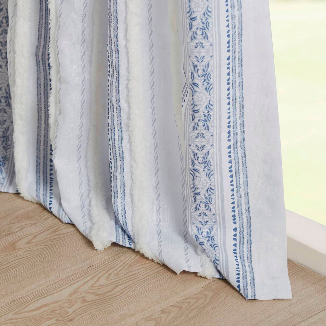 Poly Printed Curtain Panel With Tufted Stripe And Lining White Navy 50X84" Multicolor Polyester