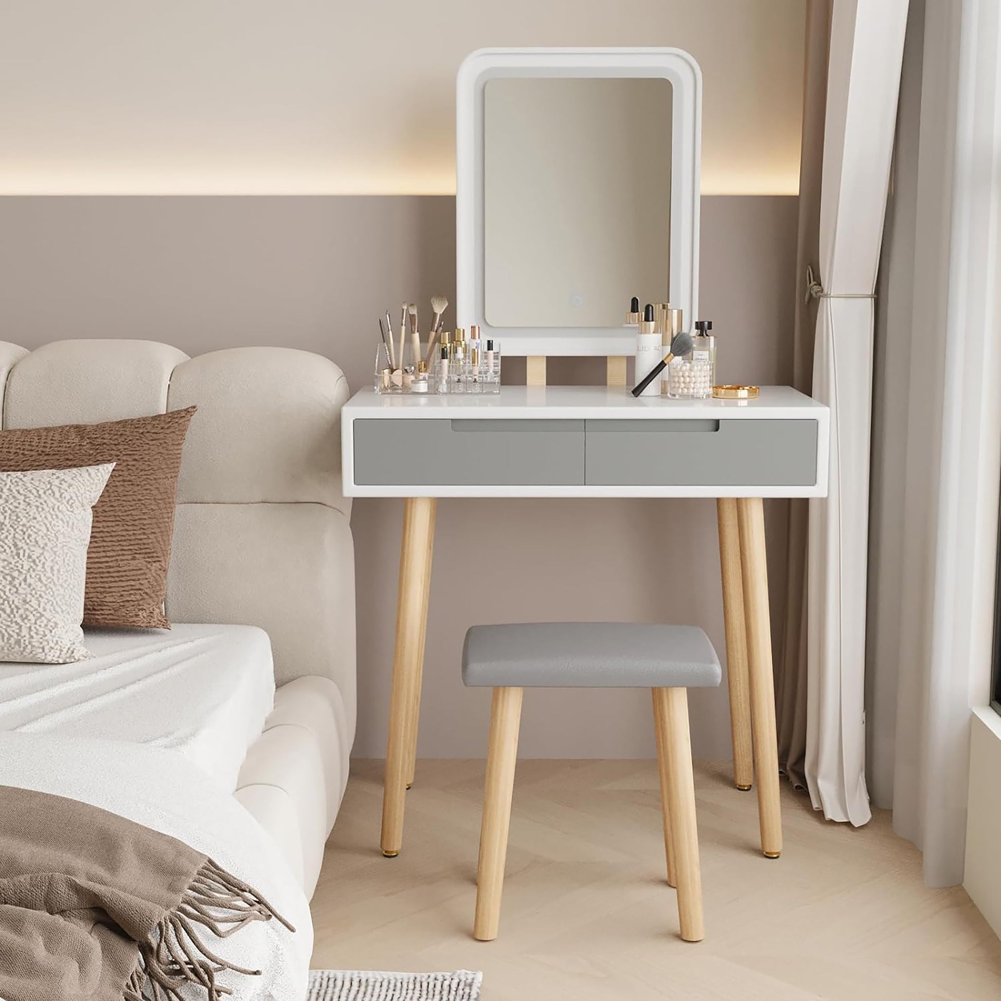 Vanity Table Set With Adjustable Brightness Mirror And Cushioned Stool Vanity Table Set With Adjustable Brightness Mirror And Cushioned Stool
