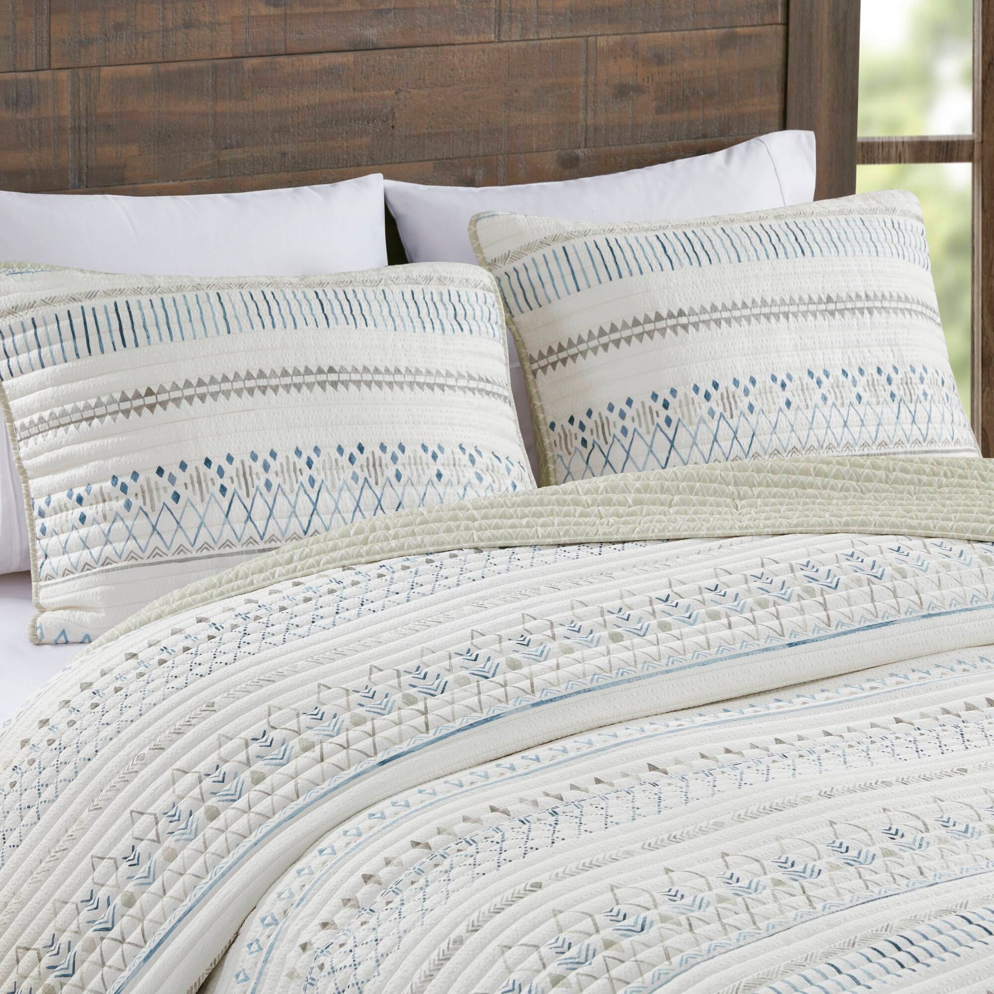 3 Piece Printed Microfiber Seersucker Quilt Set Taupe Blue Full Queen Full Taupe Blue Polyester