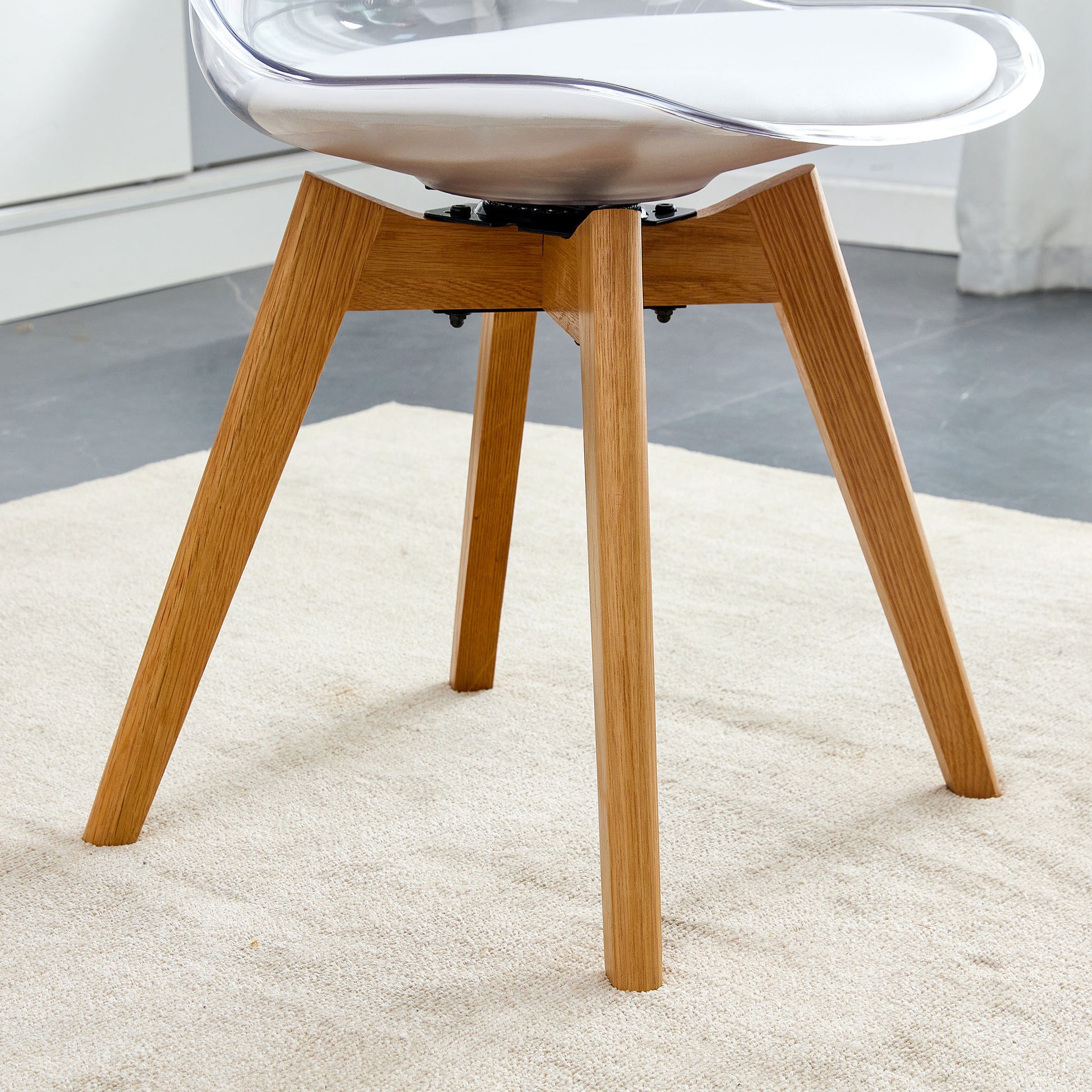 Modern Chairs Can Rotate 360 Degrees. The Backrest Is Made Of Pet Material, The Seat Cushion Is Made Of Pu Material, And The Support Legs Are Made Of Oak. Set Of 4 White Wood