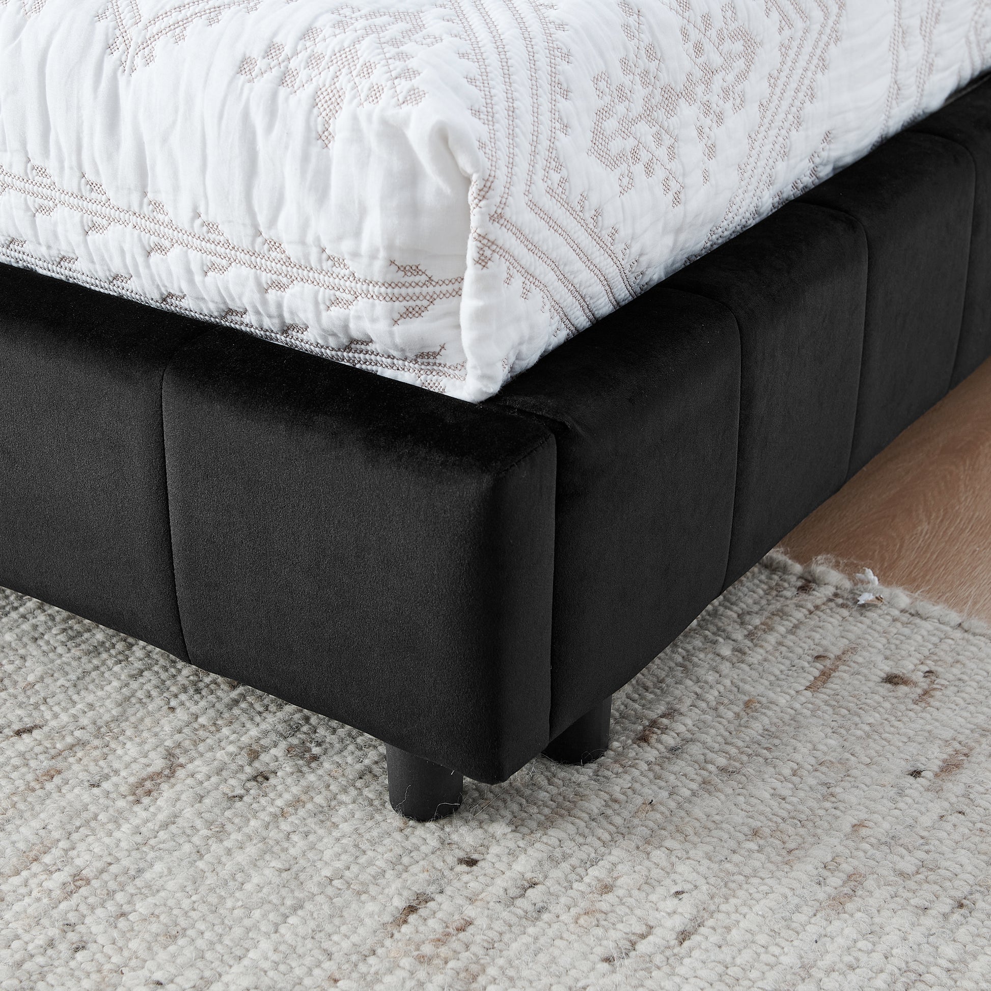 Full Size Upholstered Tufted Bed Frame, Sofa Bed Frame With Comfortable Backrest And Armrests, Full Size Bed For Bedroom, Living Room,Velvet, Black 80.5''*59''*30.5'' Box Spring Not Required Full