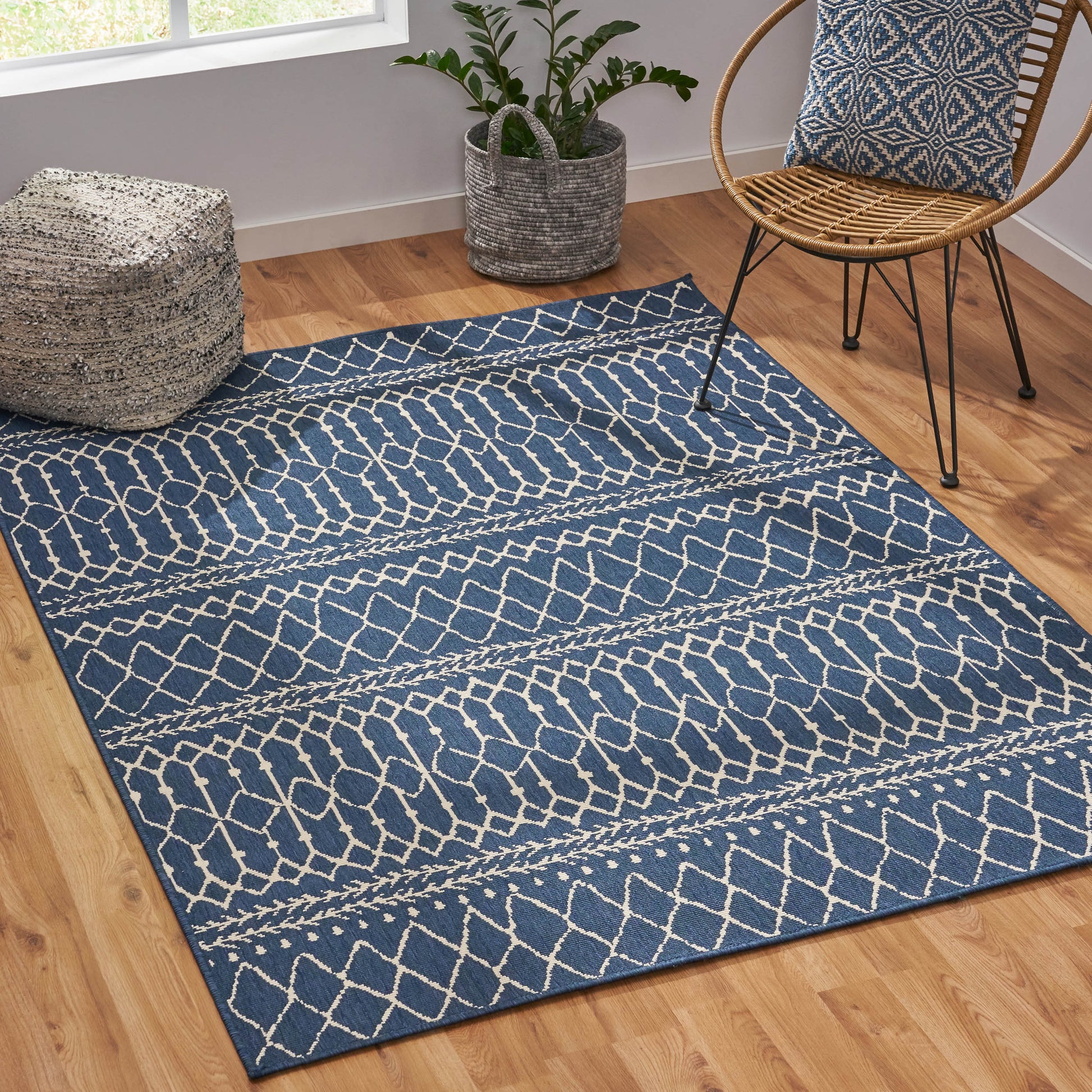 5'3"X7' Rug Blue Polypropylene