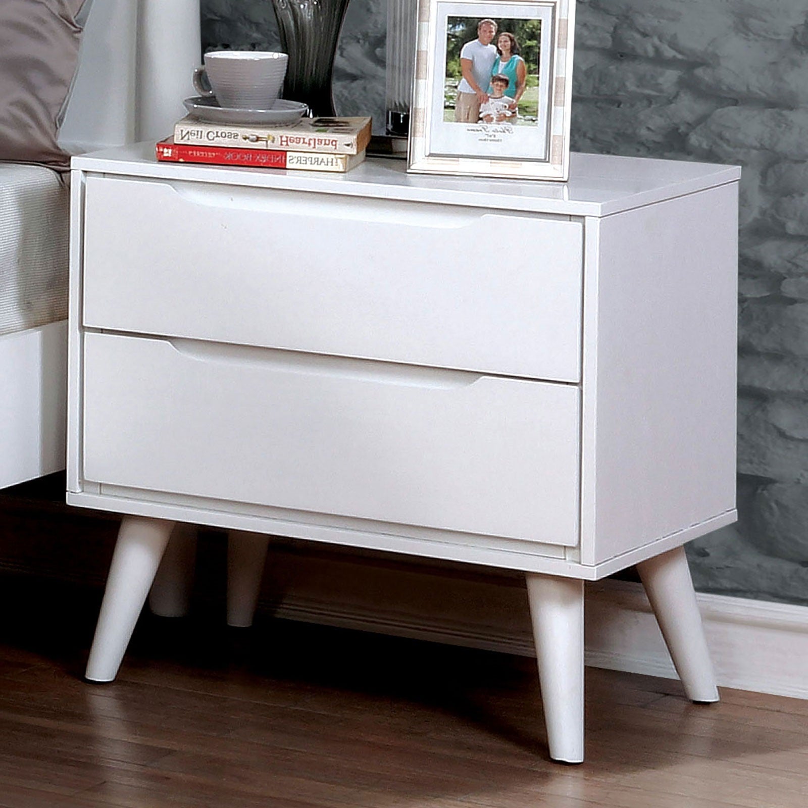 Mid Century Modern White Color 1Pc Nightstand Bedroom Furniture Solid Wood Round Tapered Legs 2 Drawers Bedside Table White White 2 Drawers Bedroom Bedside Cabinet Contemporary,Mid Century Modern,Modern,Transitional Rubberwood Drawers Solid Wood