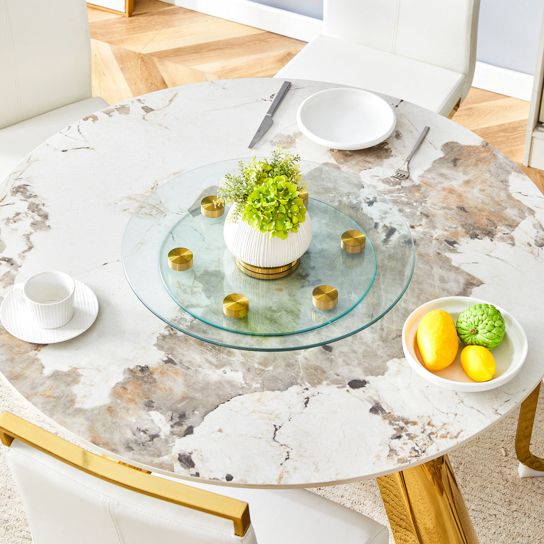 Double Layer Rotatable Round Glass.Golden Aluminum Plate,The Rotatable Design Makes It Convenient To Retrieve And Place Items.The Upper Glass Has A Diameter Of 20 Inches,The Lower Glass15 Inches.