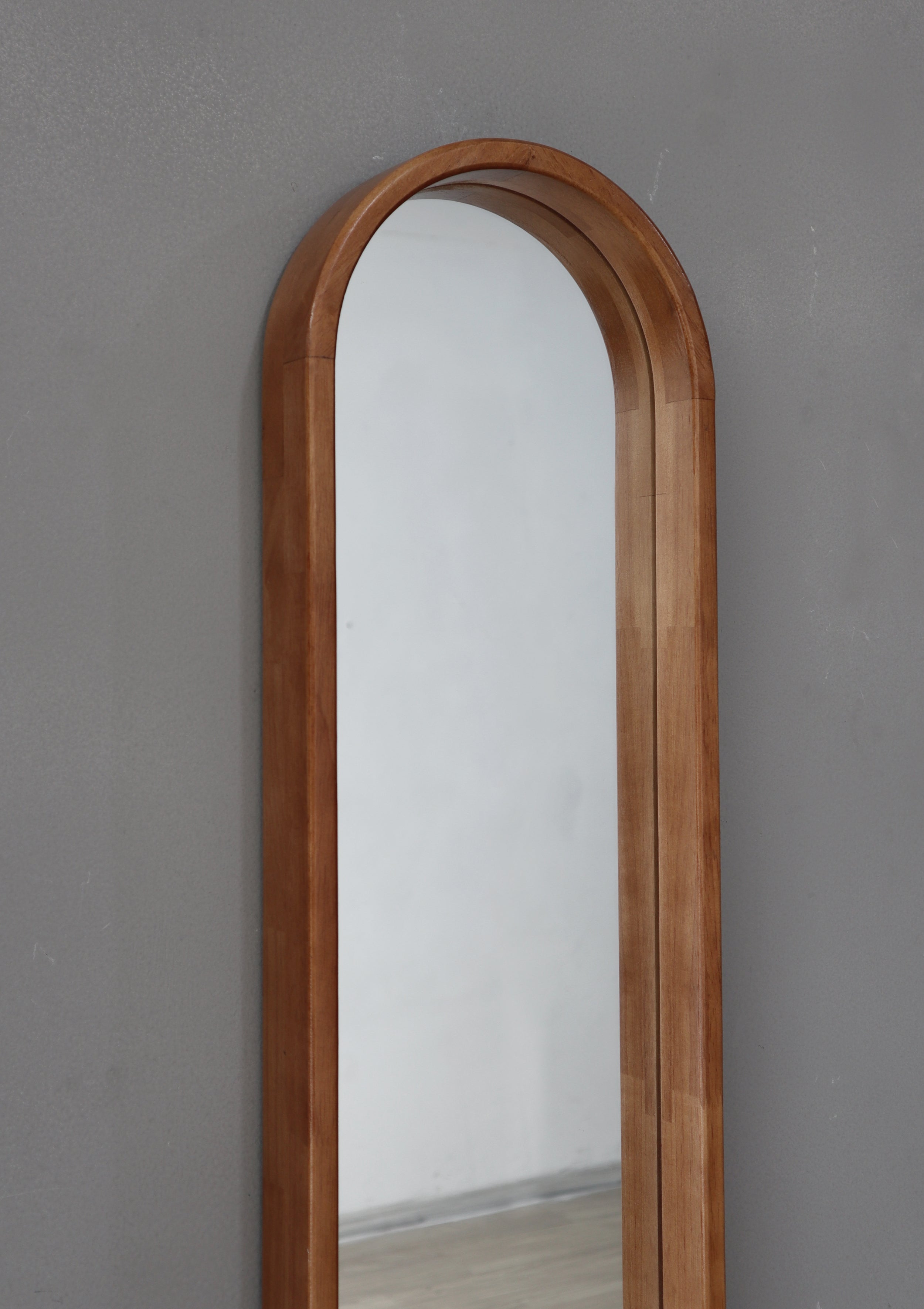Italy【Wood Frame Mirror】木枠 象嵌 ウォールミラー Round Wood Wall Mirror | Rita Mirror – Alabama Sawyer 鏡