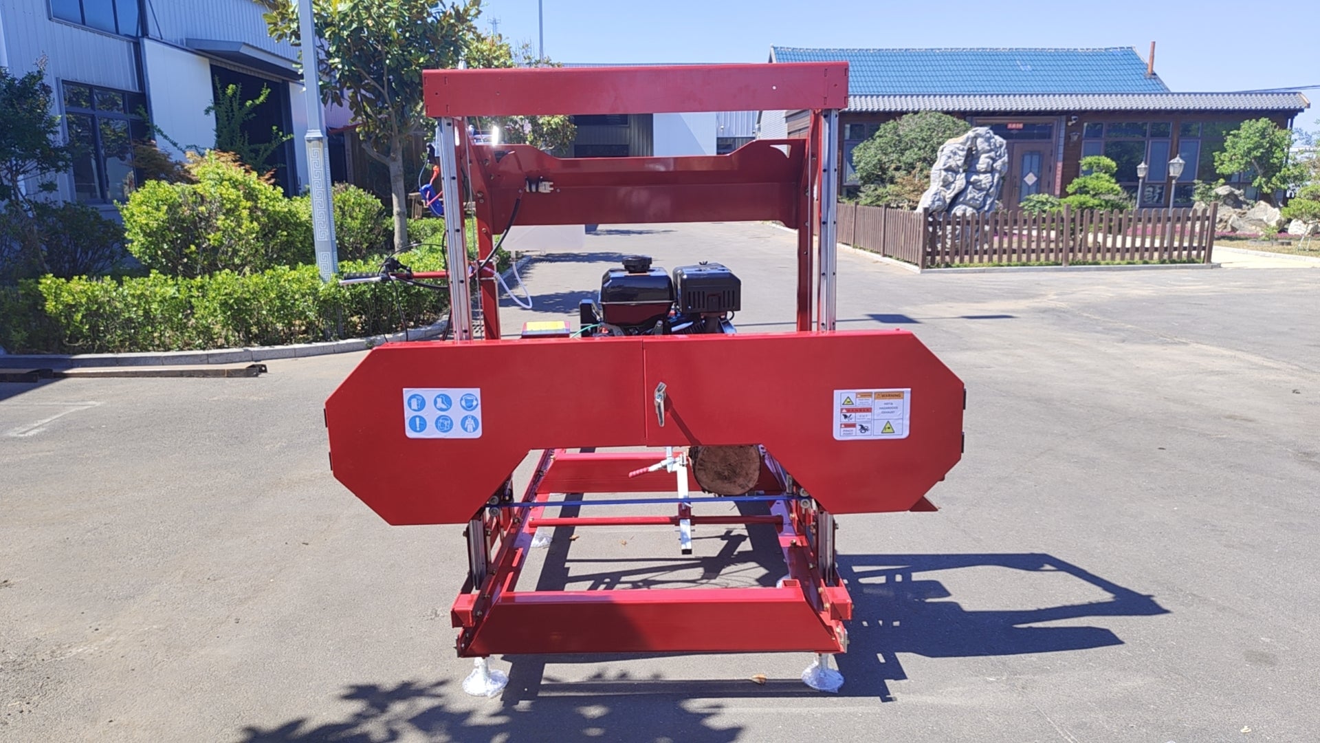 32" Portable Sawmill 15Hp 420Cc Rato Gas Engines With E Start Band Saw Red Iron