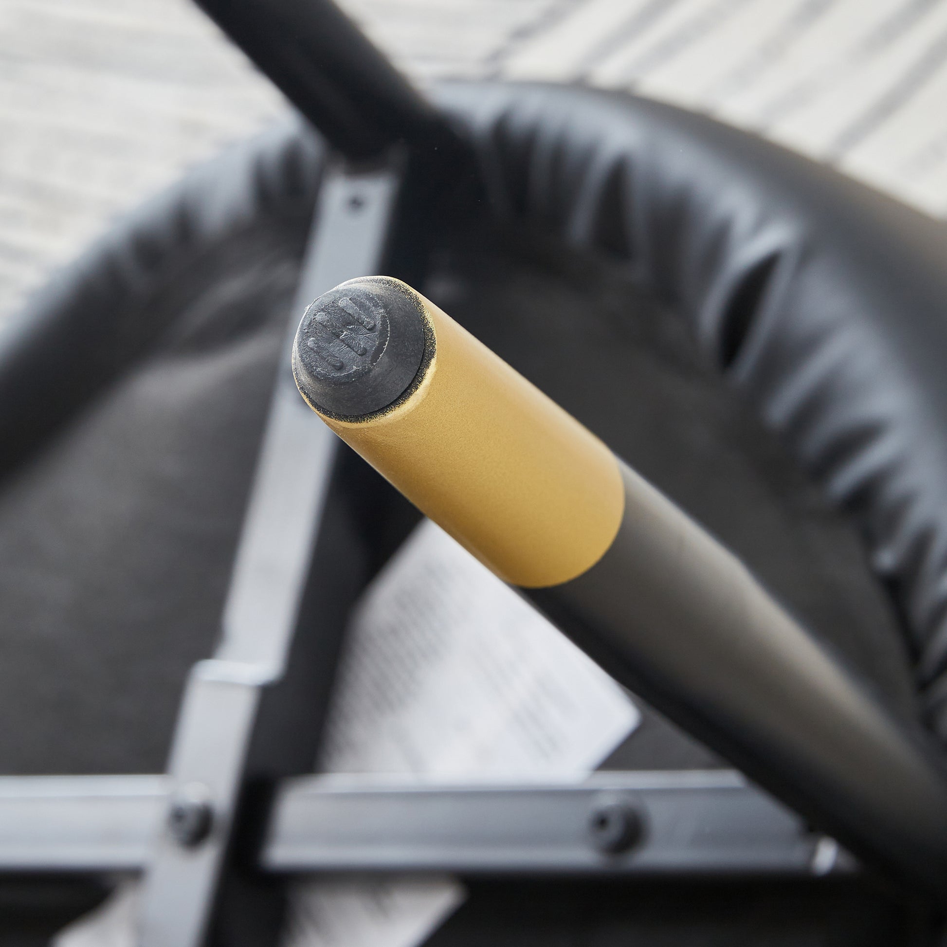 Table And Chair Set.This Modern Dining Table With Mdf Marbled Design Gives You A Luxurious And Elegant Feel.Paired With Multiple Chairs With Pu Artificial Leather Backrest Cushions And Black Legs. Black Seats 4 Mdf