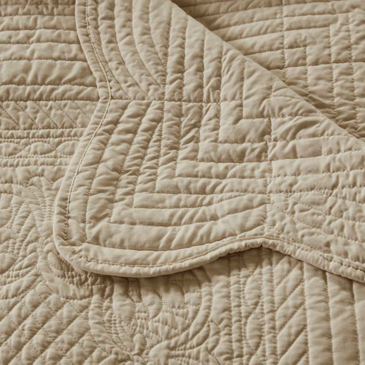 Oversized Quilted Throw With Soped Edges Khaki 60X72" Khaki Microfiber