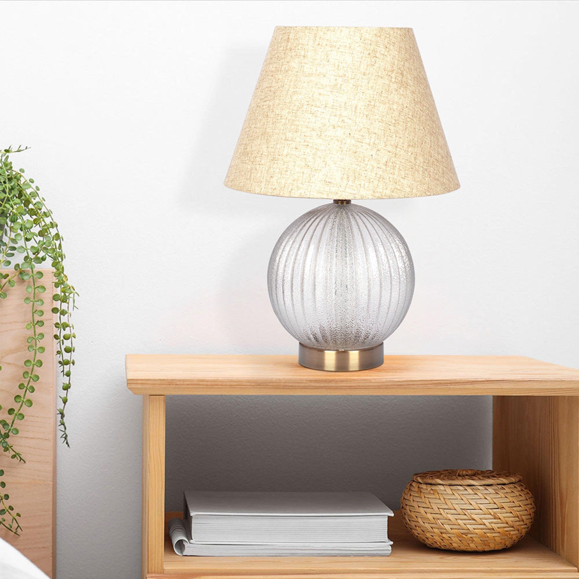 Clear base fashion table lamps