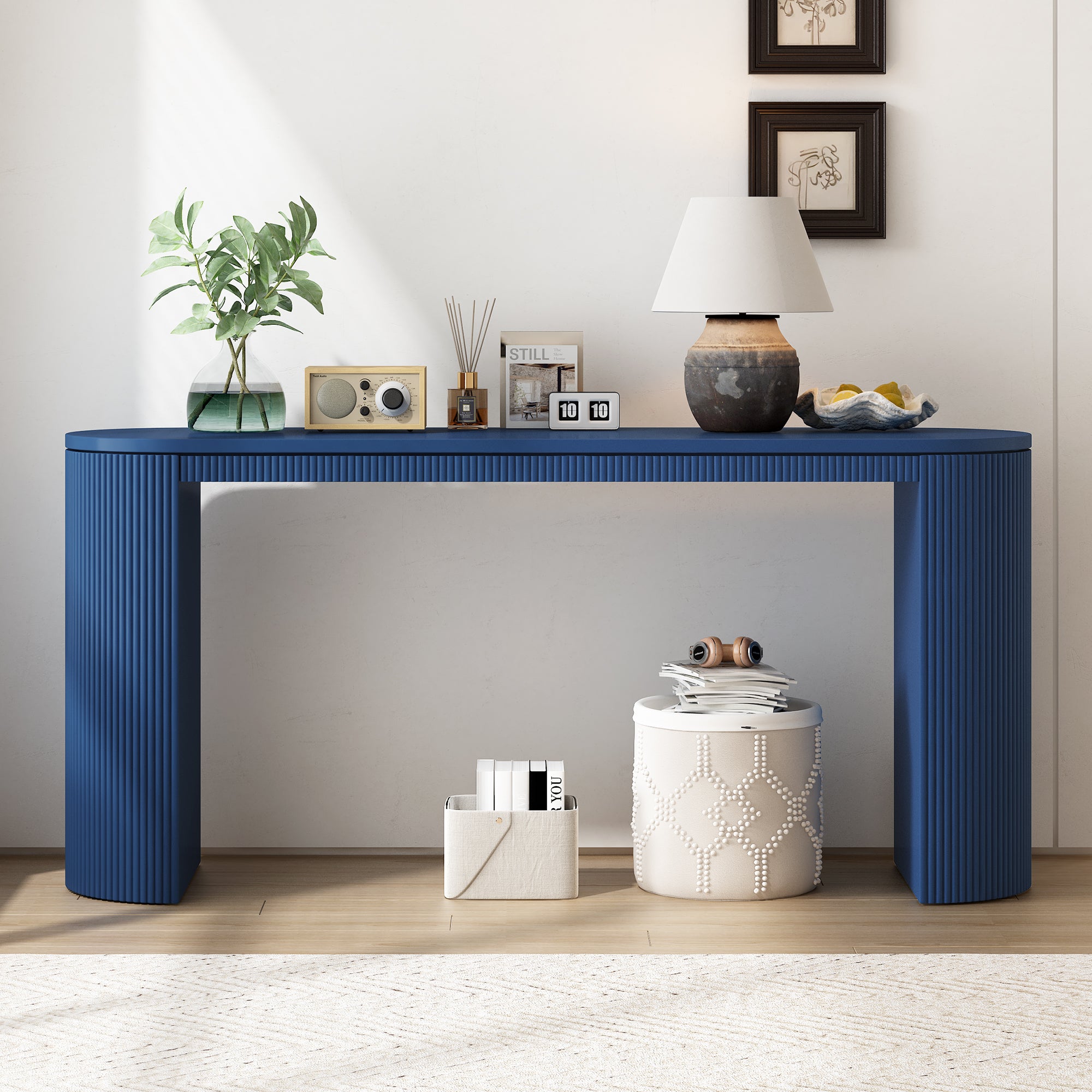 Curved Design Console Table With Unique Vertical Stripe Design ,Suitable For Living Room,Study And Entrance Navy Mdf