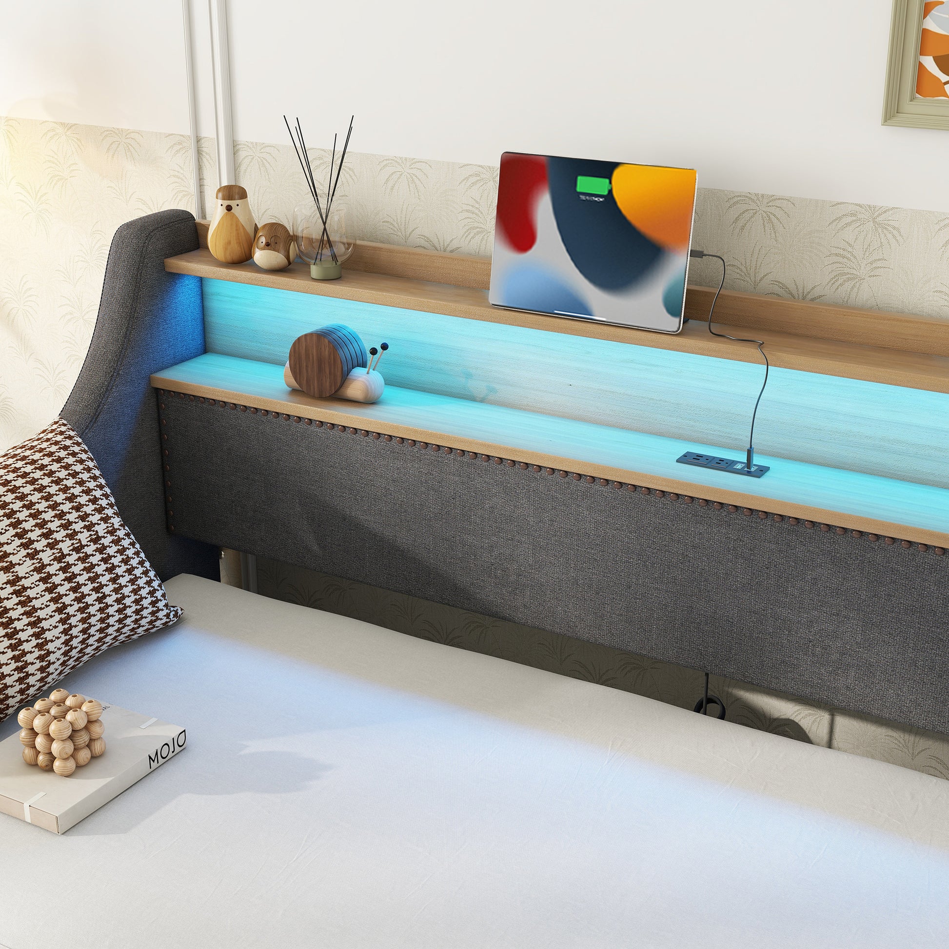 Twin Size Daybed With Trundle Bed, Upholstered Daybed With Charging Station And Led Lights, Gray Twin Gray Linen