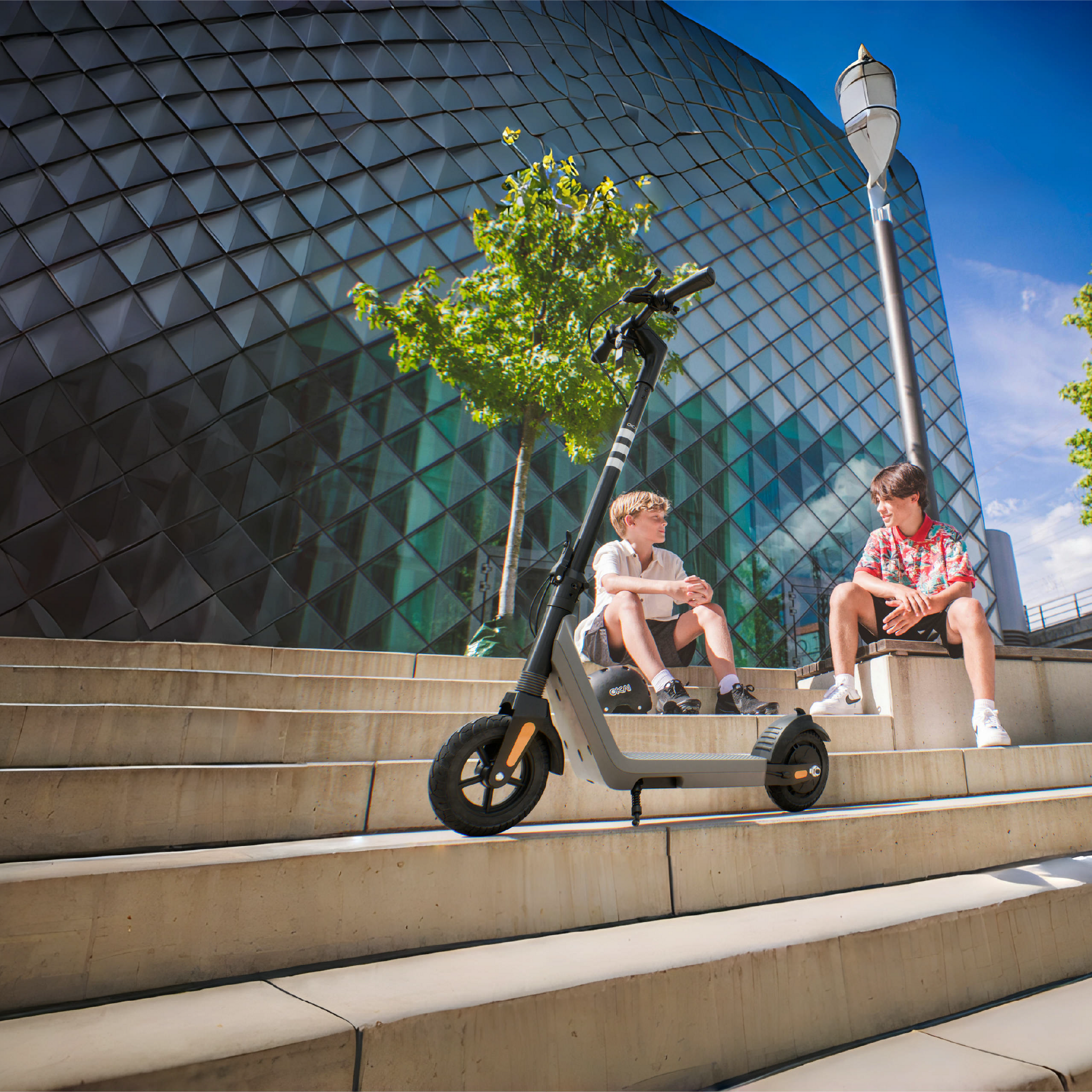 Lightweight & Foldable Electric Scooter W 10.8 Miles Max Speed Range & 15Mph Max Speed Gray Black Grey Aluminum