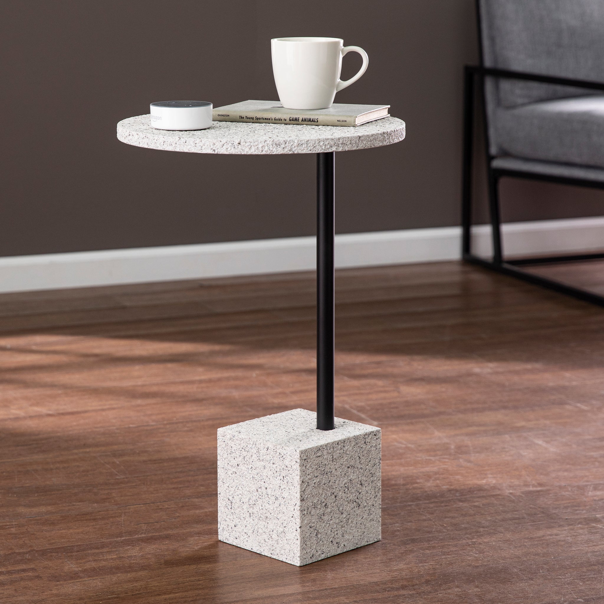 Cromlin Round Accent Table Black Mdf