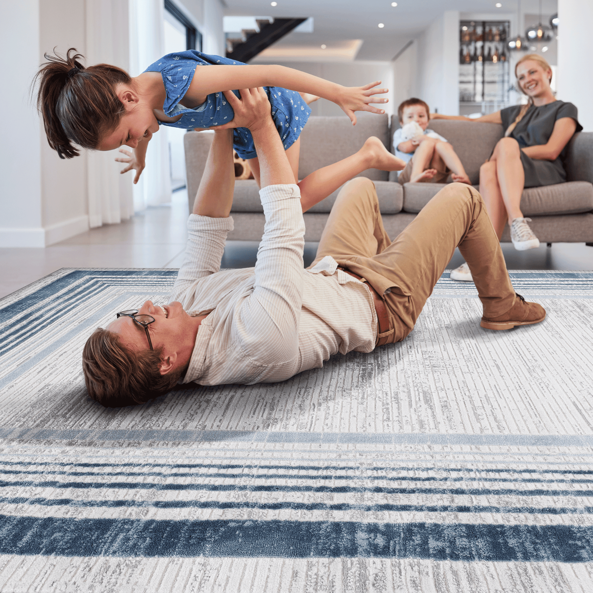 5X7 Blue Ivory Bordered Non Shedding Living Room Bedroom Dining Home Office Stylish And Stain Resistant Area Rug Blue Polyester