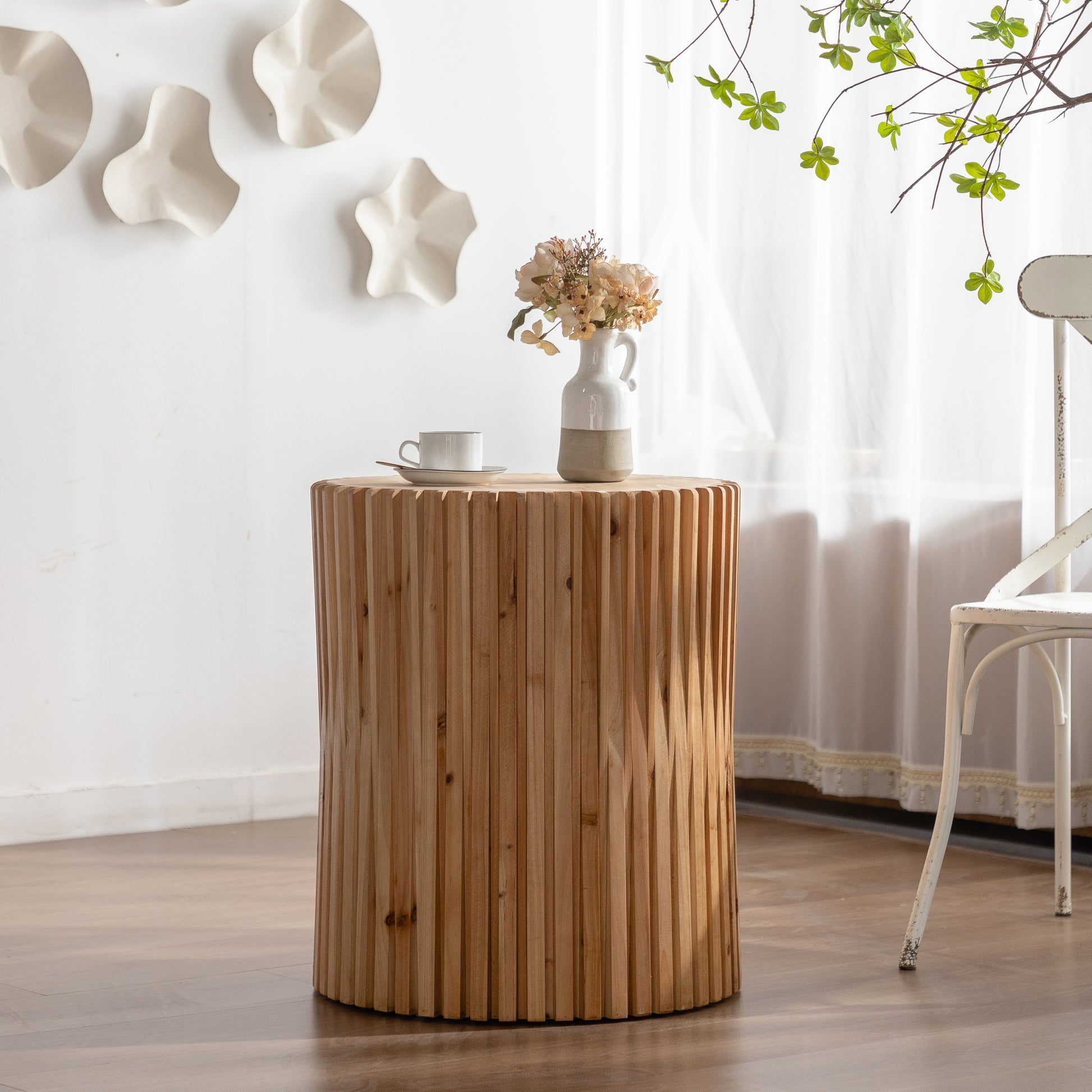 Retro Fashion Style Cylindrical Side Table With Vertical Texture Relief Design,Suitable For Living Room,Office,And Dining Room Natural Mdf